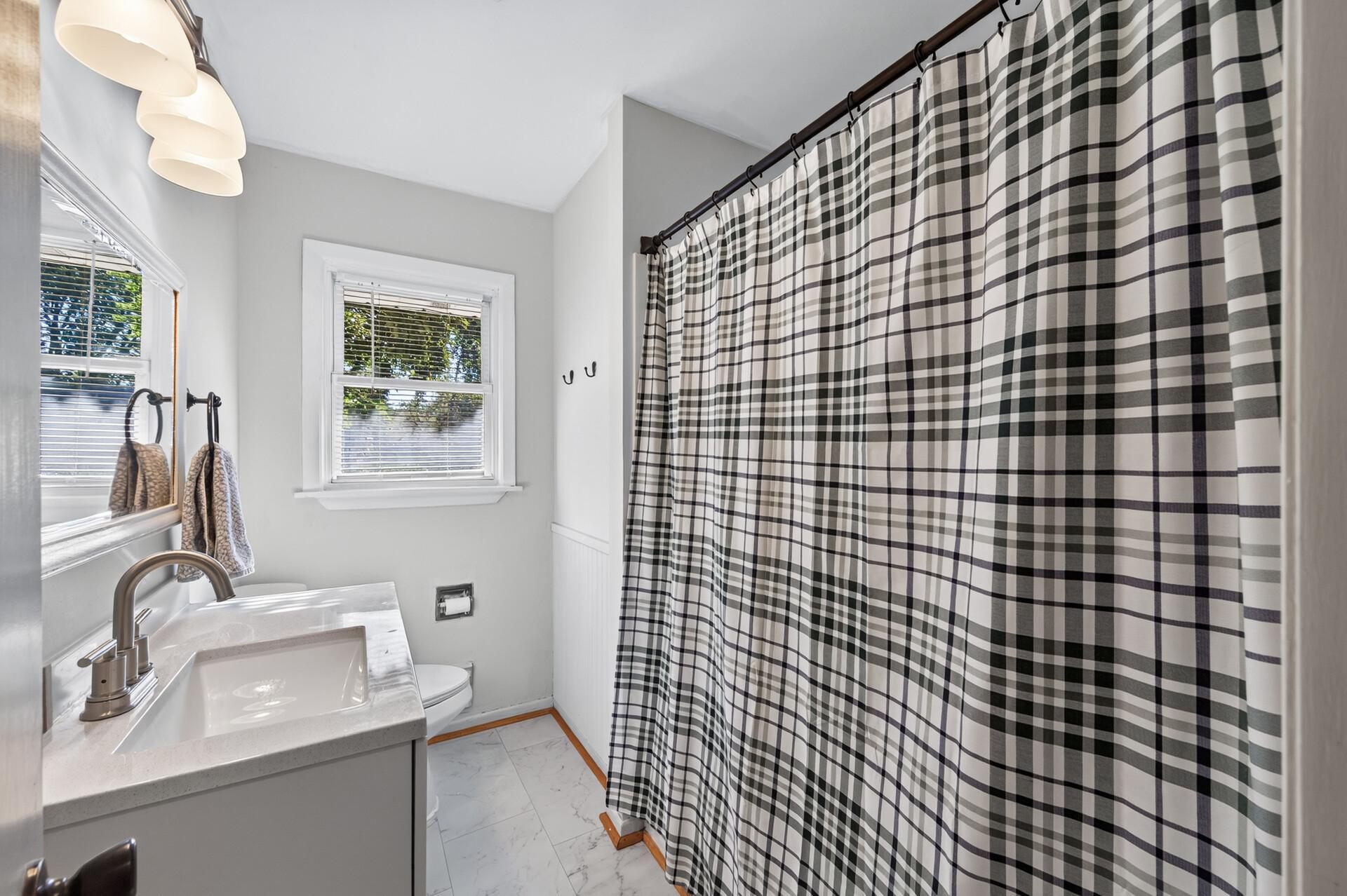 View of Residential at 180 Grenadier Avenue, Oakdale MN 55128, Oakdale (18 of 40) - Mike Wilen | Minnesota Team Real Estate