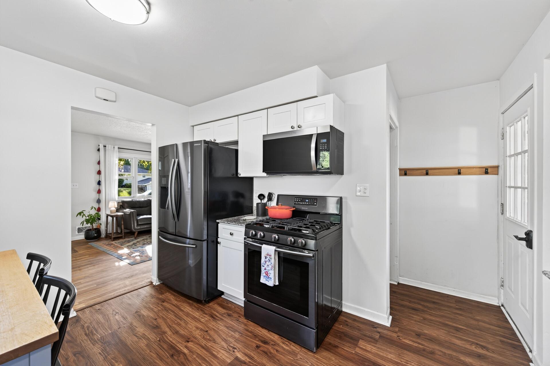 View of Residential at 180 Grenadier Avenue, Oakdale MN 55128, Oakdale (11 of 40) - Mike Wilen | Minnesota Team Real Estate