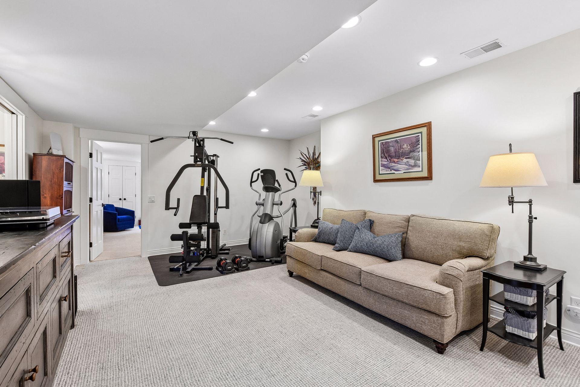 View of Residential at 330 Peavey Road, Wayzata MN 55391, Wayzata (43 of 67) - Mike Wilen | Minnesota Team Real Estate