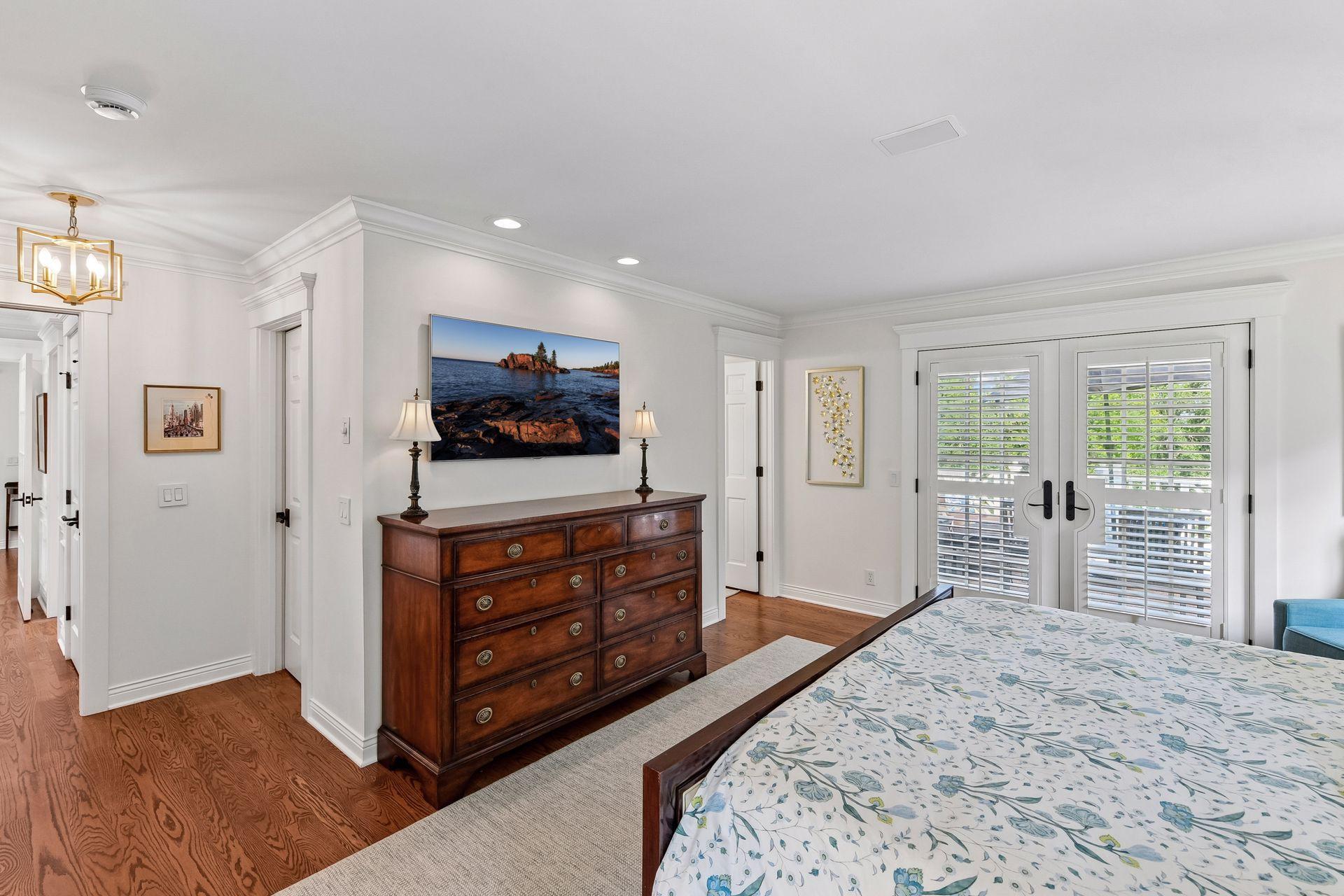 View of Residential at 330 Peavey Road, Wayzata MN 55391, Wayzata (31 of 67) - Mike Wilen | Minnesota Team Real Estate