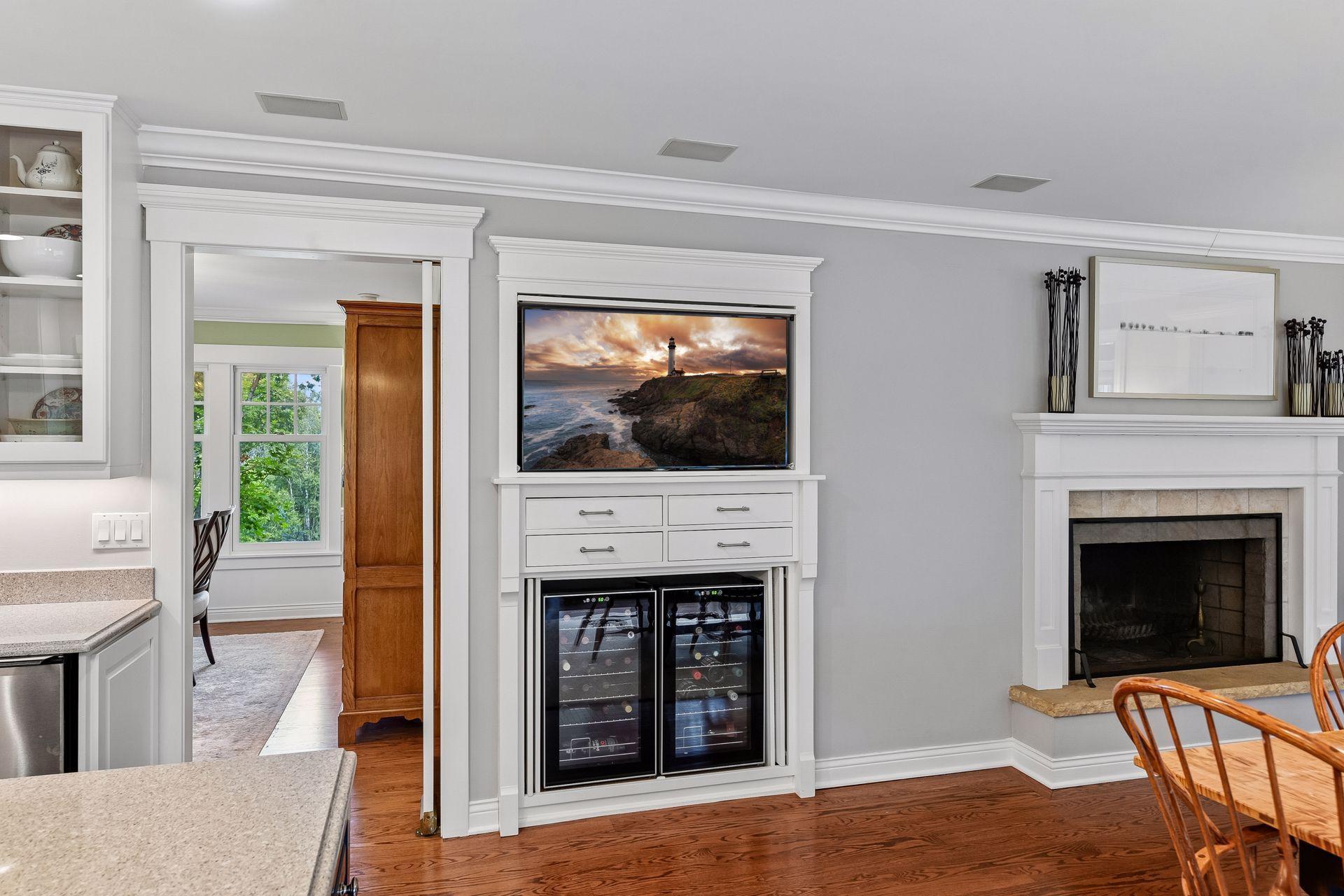 View of Residential at 330 Peavey Road, Wayzata MN 55391, Wayzata (20 of 67) - Mike Wilen | Minnesota Team Real Estate