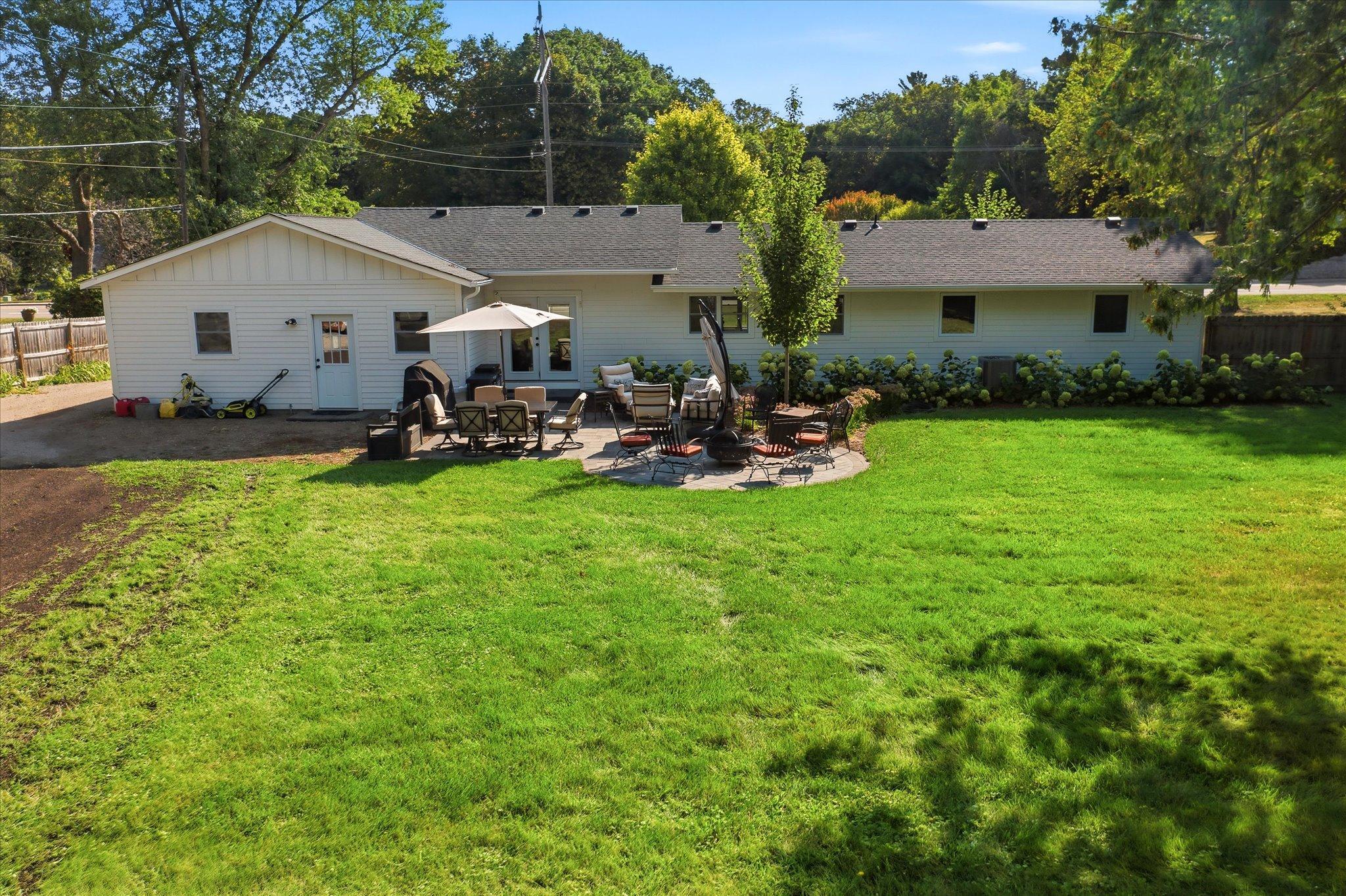 View of Residential at 825 County Road 101, Plymouth MN 55447, Plymouth (44 of 46) - Mike Wilen | Minnesota Team Real Estate