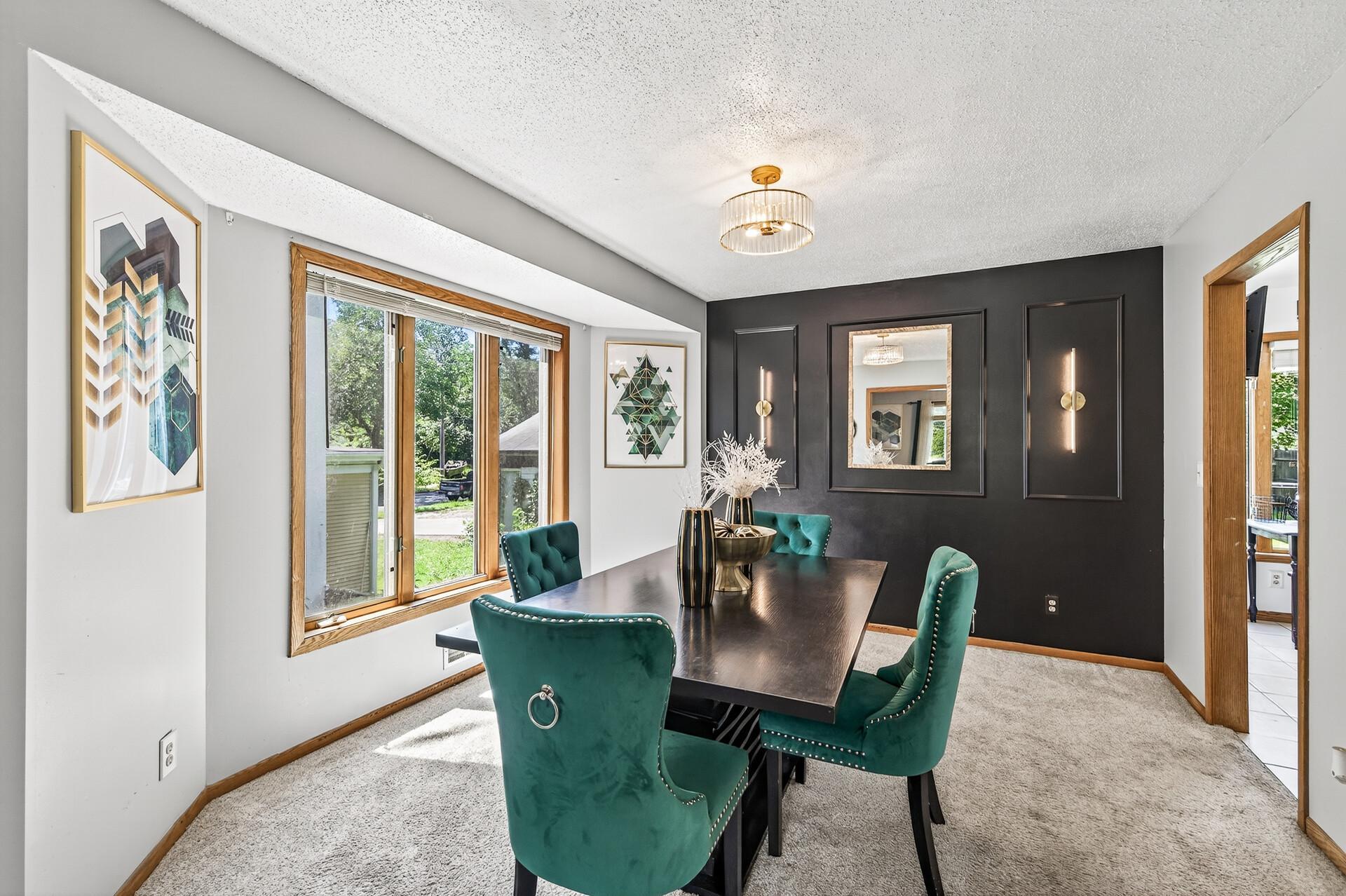 View of Residential at 2505 Dupont Avenue, Minneapolis MN 55411, Minneapolis (6 of 15) - Mike Wilen | Minnesota Team Real Estate