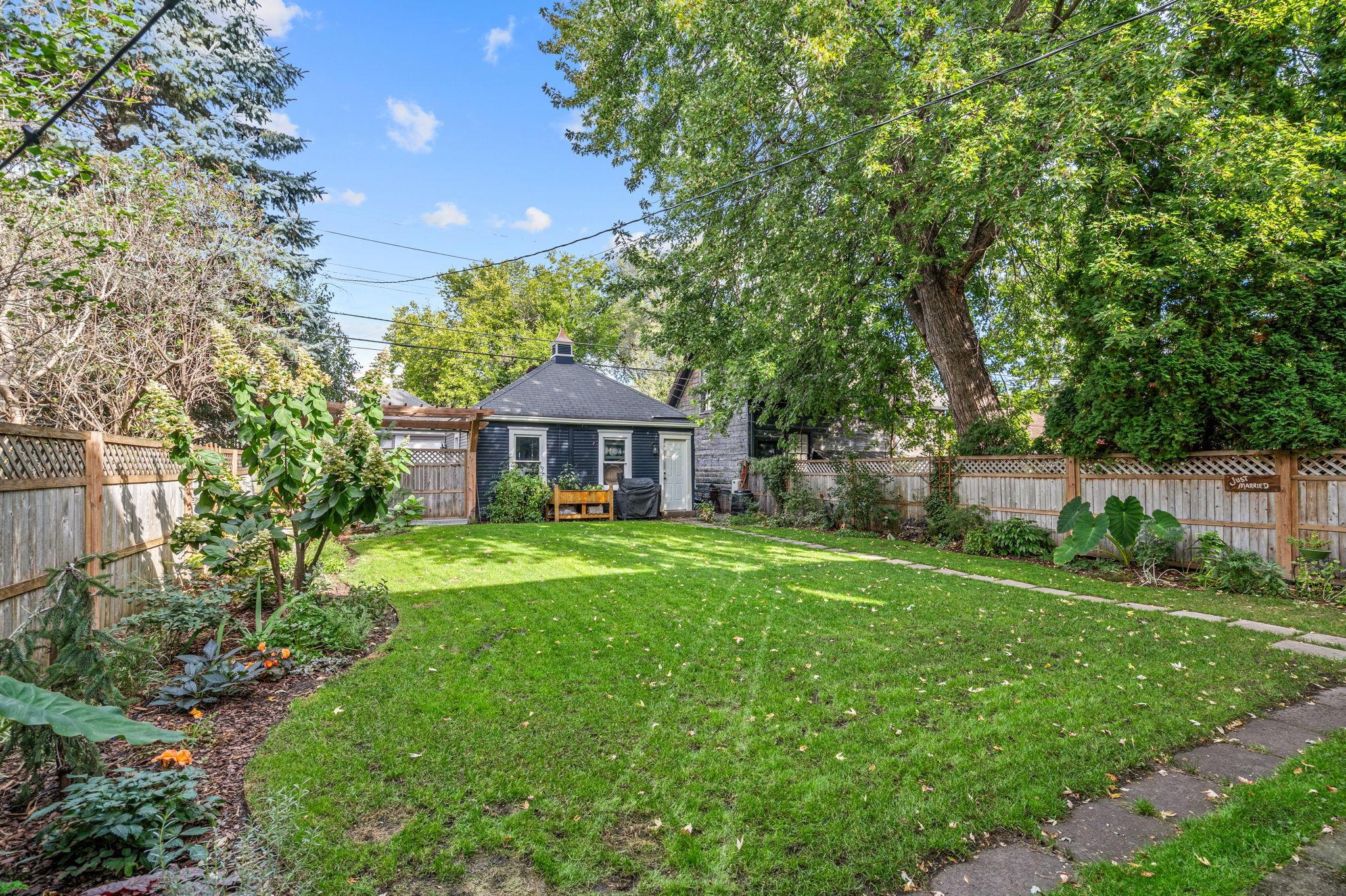 View of Residential at 997 Lincoln Avenue, Saint Paul MN 55105, Saint Paul (39 of 43) - Mike Wilen | Minnesota Team Real Estate