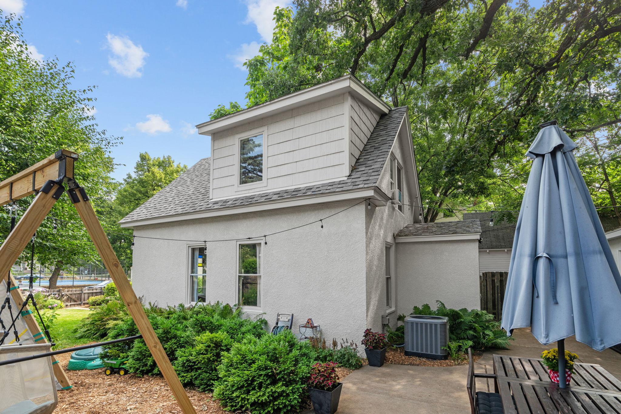 View of Residential at 1830 Hewitt Avenue, Saint Paul MN 55104, Saint Paul (36 of 39) - Mike Wilen | Minnesota Team Real Estate