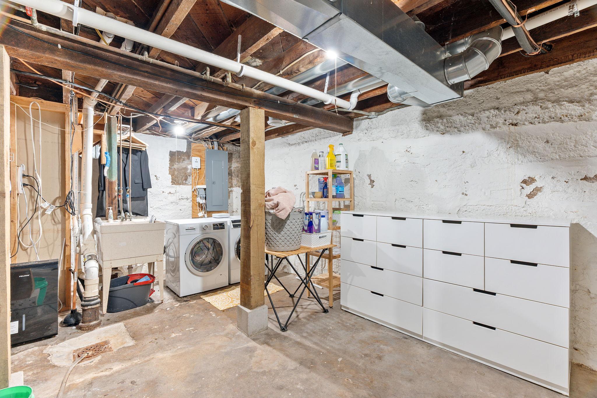 View of Residential at 1830 Hewitt Avenue, Saint Paul MN 55104, Saint Paul (34 of 39) - Mike Wilen | Minnesota Team Real Estate