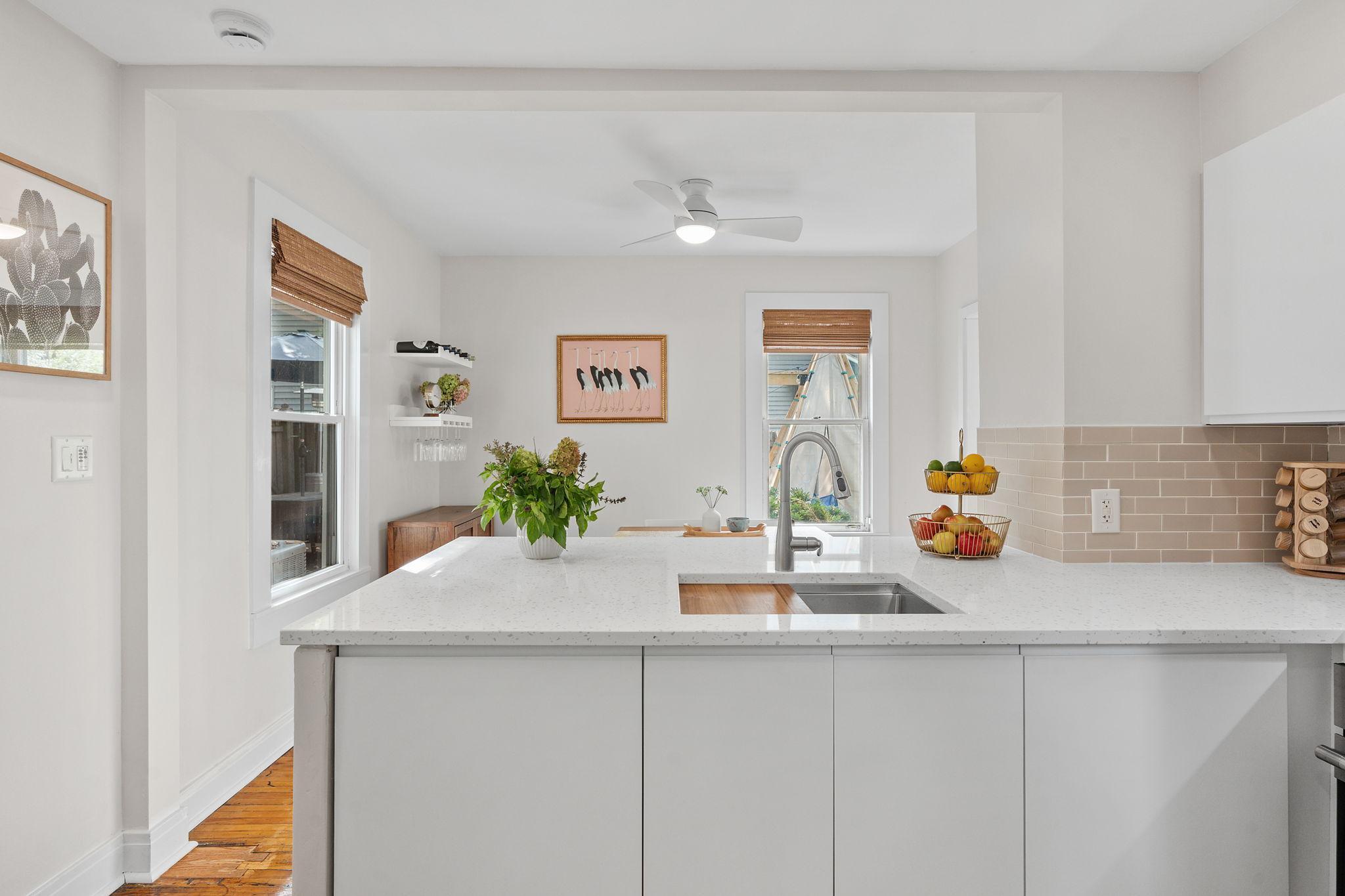 View of Residential at 1830 Hewitt Avenue, Saint Paul MN 55104, Saint Paul (20 of 39) - Mike Wilen | Minnesota Team Real Estate