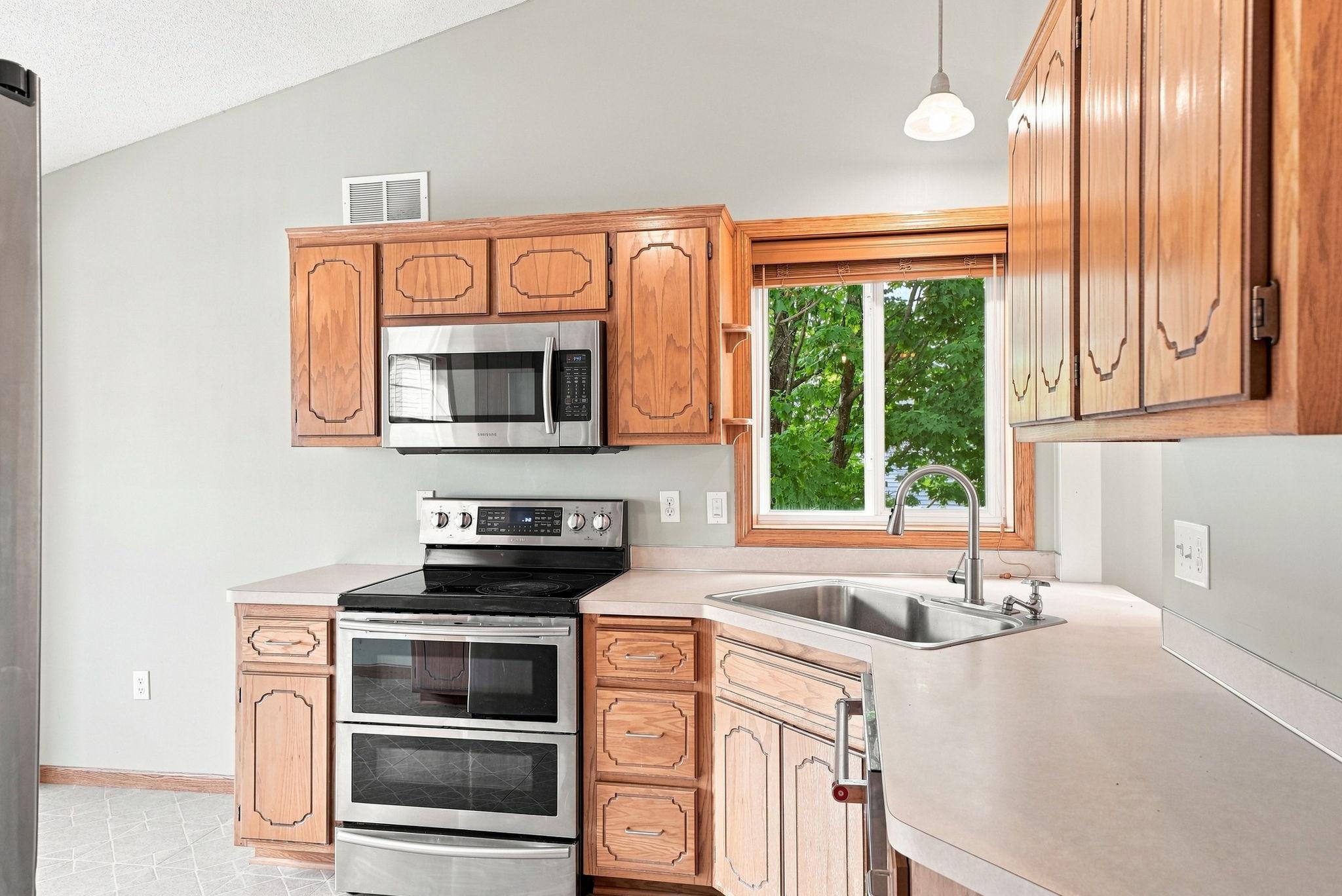 View of Residential at 2567 91st Avenue, Blaine MN 55449, Blaine (13 of 47) - Mike Wilen | Minnesota Team Real Estate