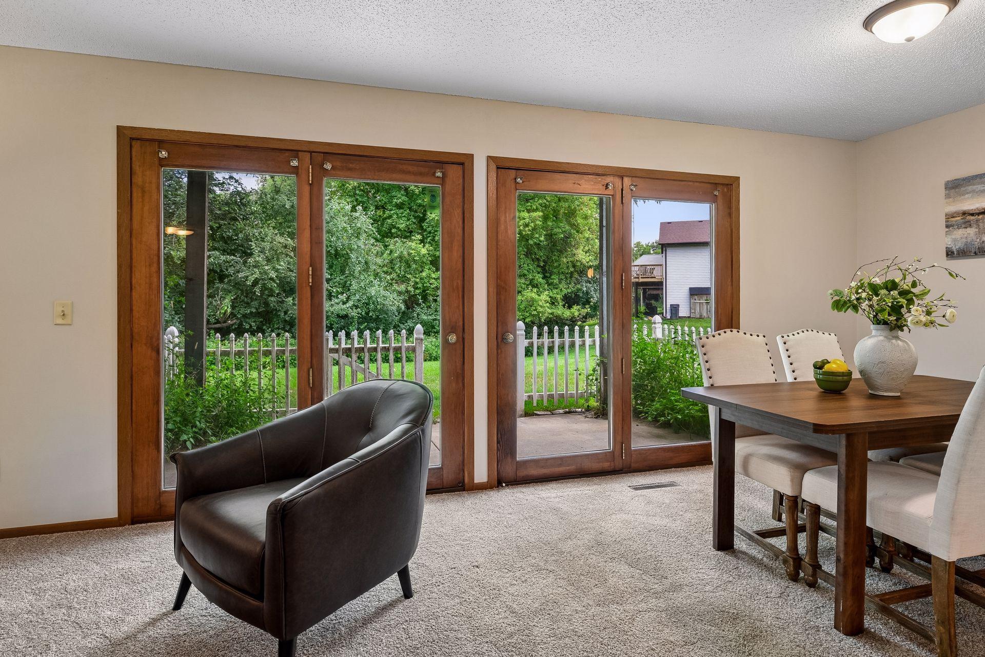 View of Residential at 15275 Lesley Lane, Eden Prairie MN 55346, Eden Prairie (7 of 25) - Mike Wilen | Minnesota Team Real Estate
