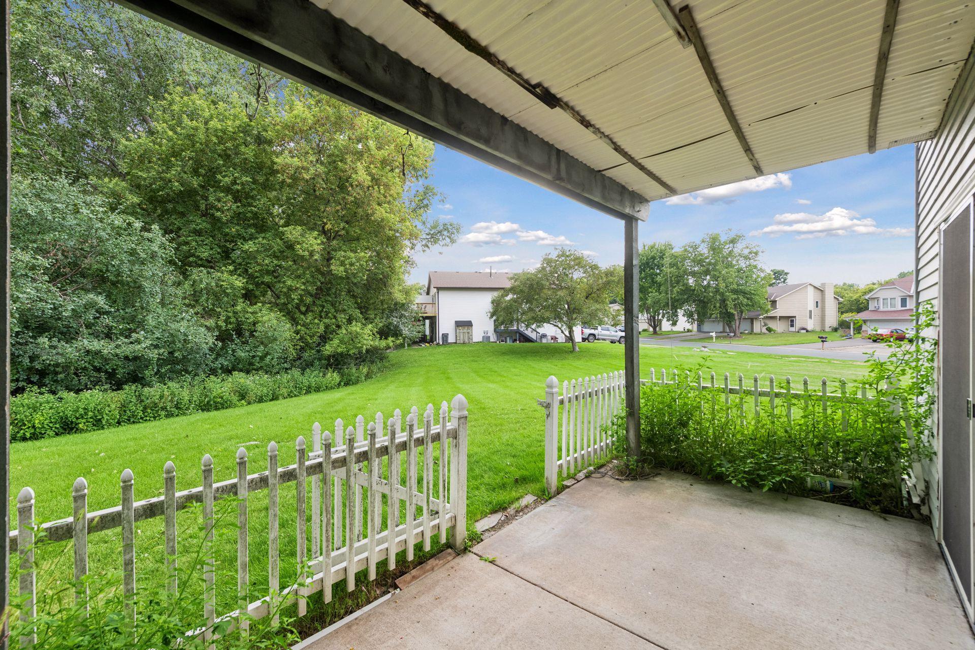 View of Residential at 15275 Lesley Lane, Eden Prairie MN 55346, Eden Prairie (20 of 25) - Mike Wilen | Minnesota Team Real Estate