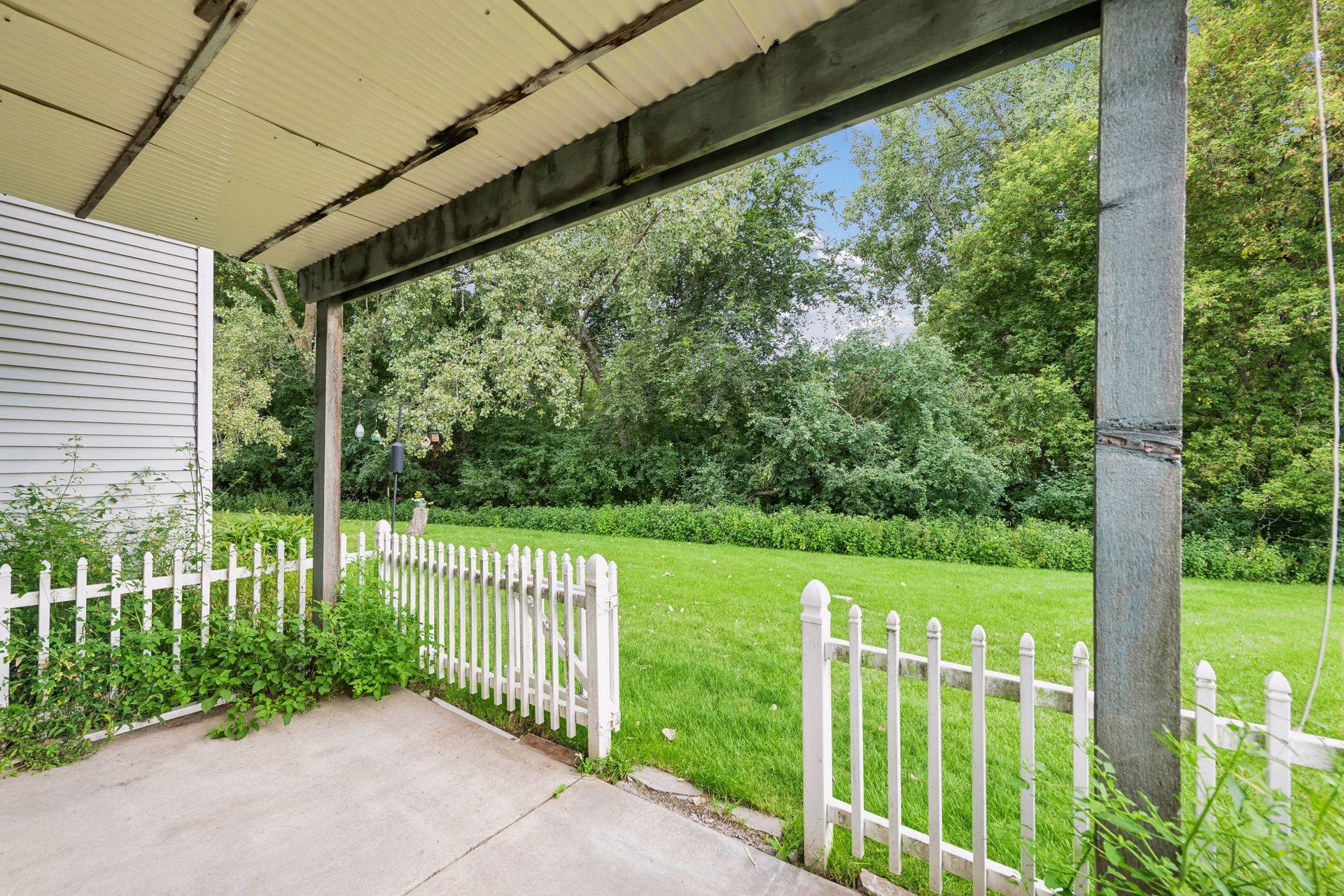 View of Residential at 15275 Lesley Lane, Eden Prairie MN 55346, Eden Prairie (21 of 25) - Mike Wilen | Minnesota Team Real Estate