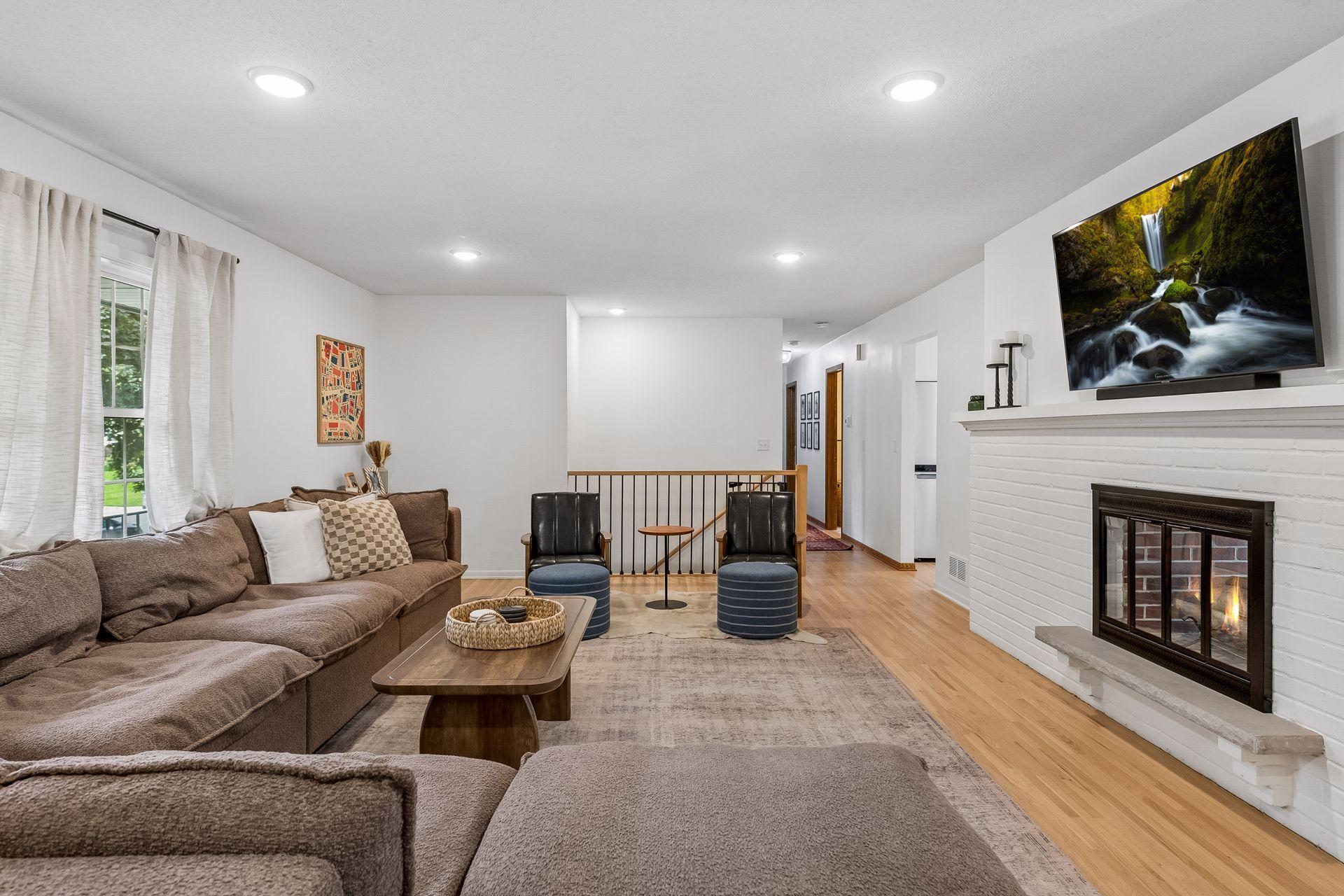 View of Residential at 2150 Aquila Avenue, Golden Valley MN 55427, Golden Valley (12 of 39) - Mike Wilen | Minnesota Team Real Estate