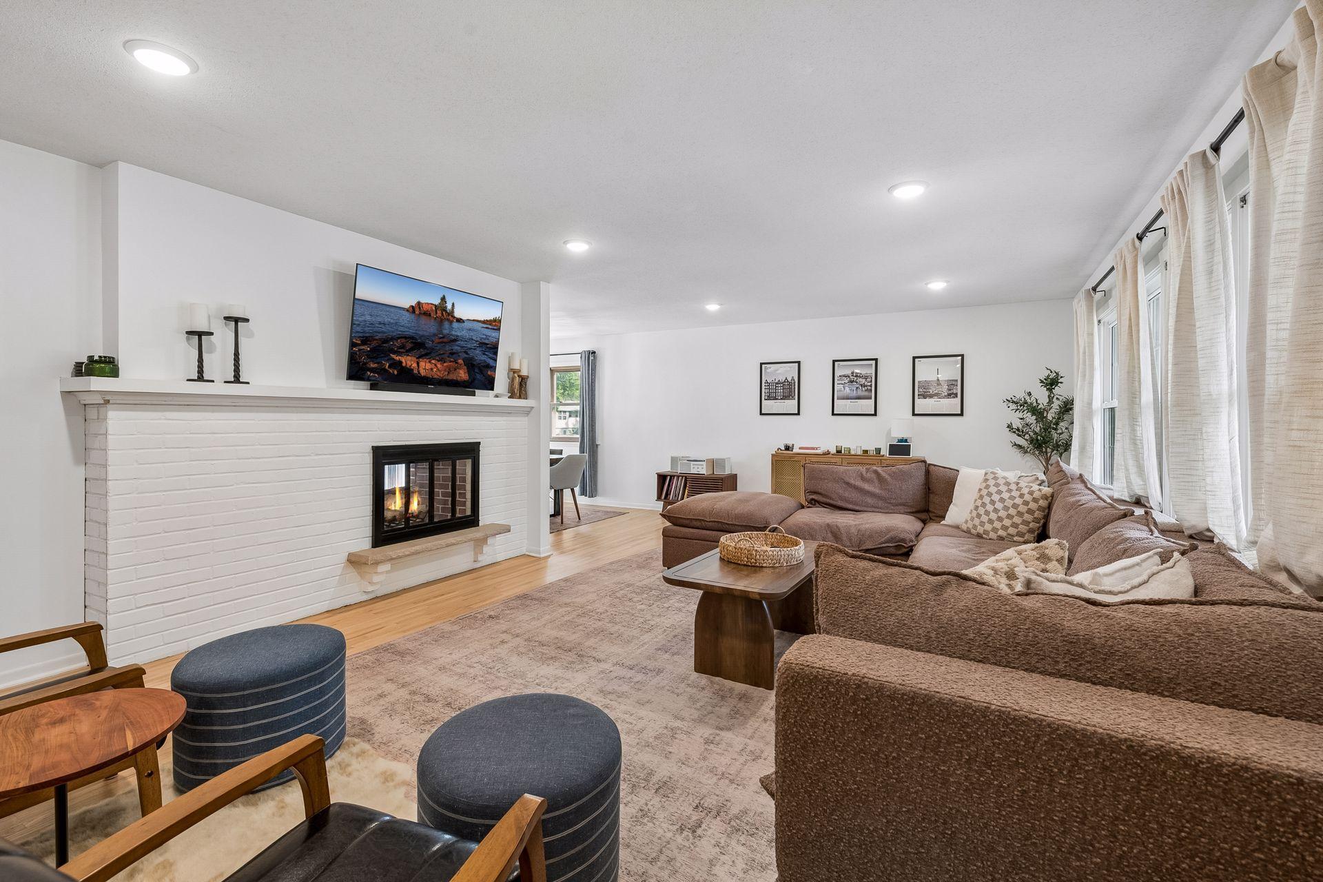 View of Residential at 2150 Aquila Avenue, Golden Valley MN 55427, Golden Valley (10 of 39) - Mike Wilen | Minnesota Team Real Estate