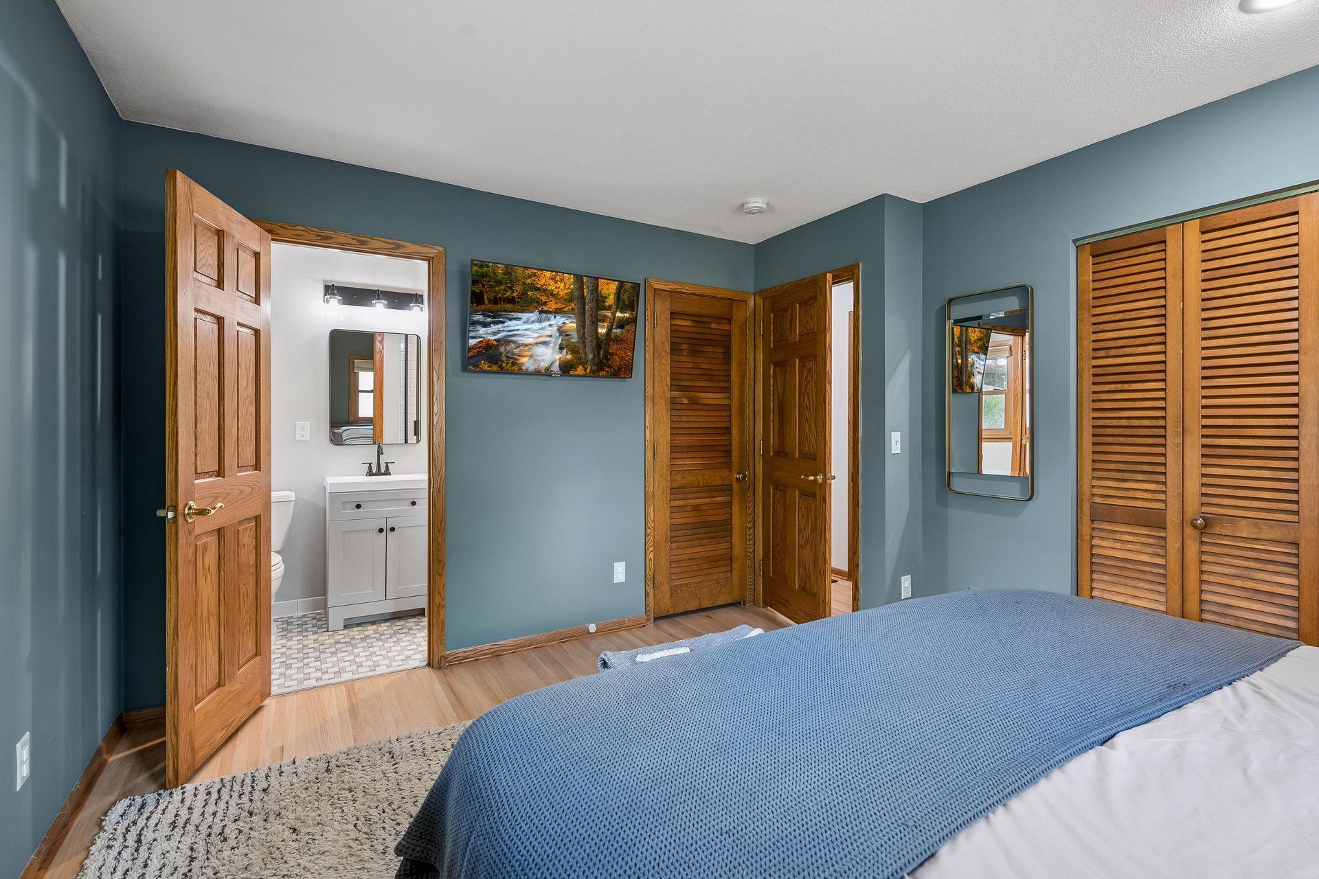 View of Residential at 2150 Aquila Avenue, Golden Valley MN 55427, Golden Valley (17 of 39) - Mike Wilen | Minnesota Team Real Estate