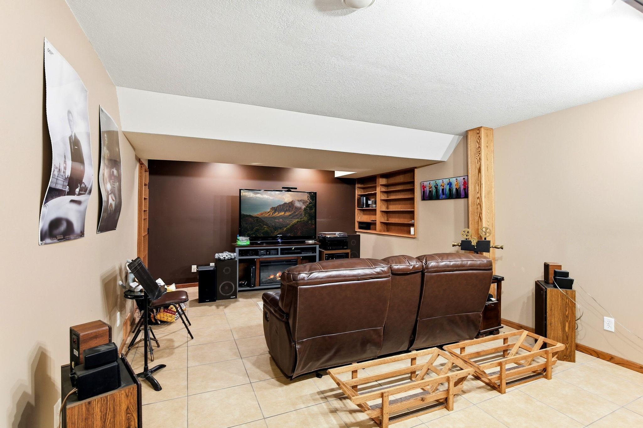 View of Residential at 6814 Wildflower Drive, Cottage Grove MN 55016, Cottage Grove (41 of 60) - Mike Wilen | Minnesota Team Real Estate