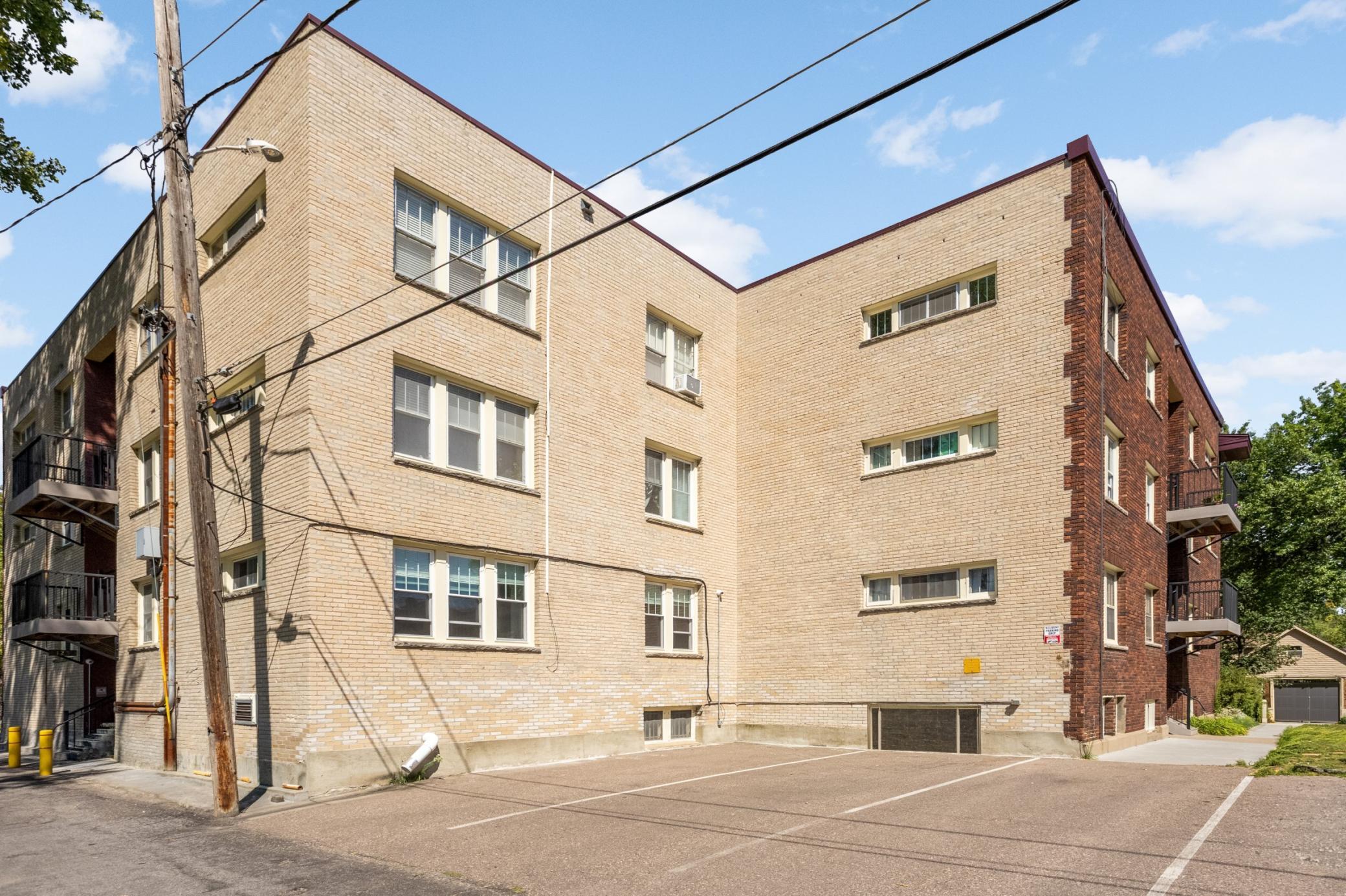 View of Residential at 127 Lexington Parkway #6, Saint Paul MN 55105, Saint Paul (24 of 38) - Mike Wilen | Minnesota Team Real Estate