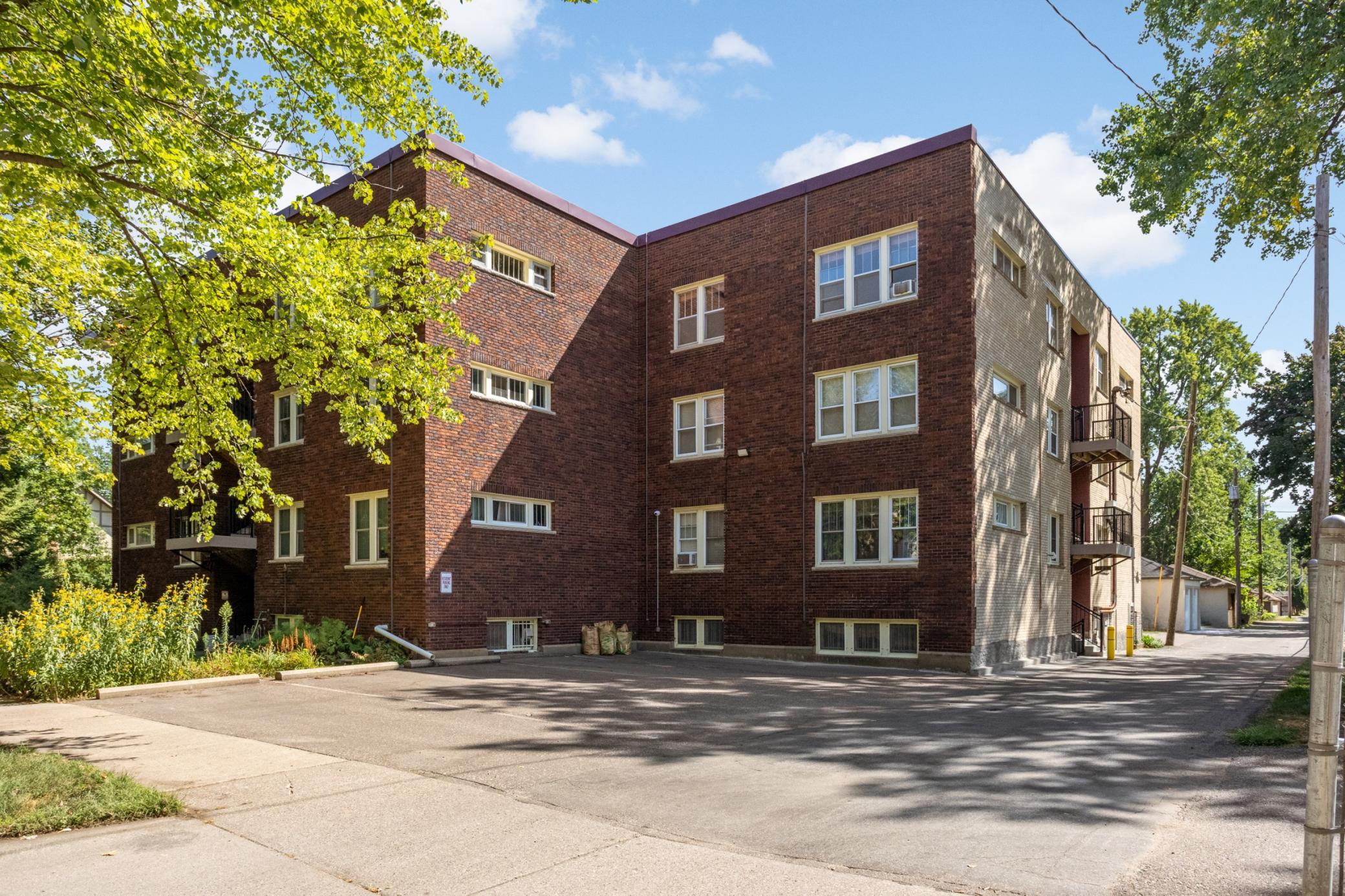 View of Residential at 127 Lexington Parkway #6, Saint Paul MN 55105, Saint Paul (22 of 38) - Mike Wilen | Minnesota Team Real Estate