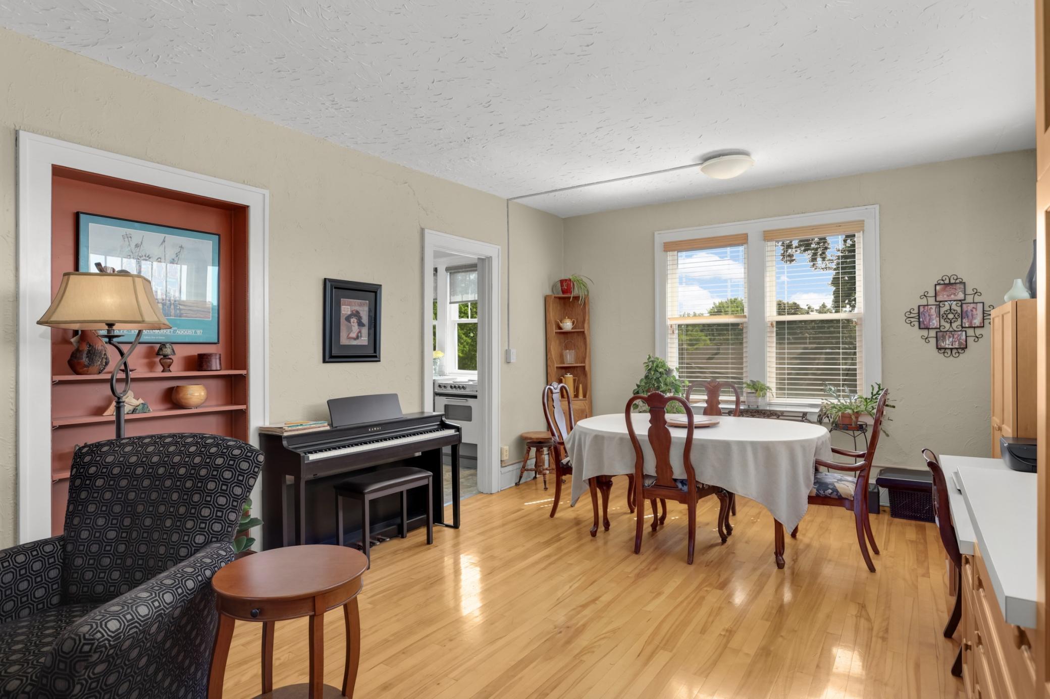 View of Residential at 127 Lexington Parkway #6, Saint Paul MN 55105, Saint Paul (10 of 38) - Mike Wilen | Minnesota Team Real Estate