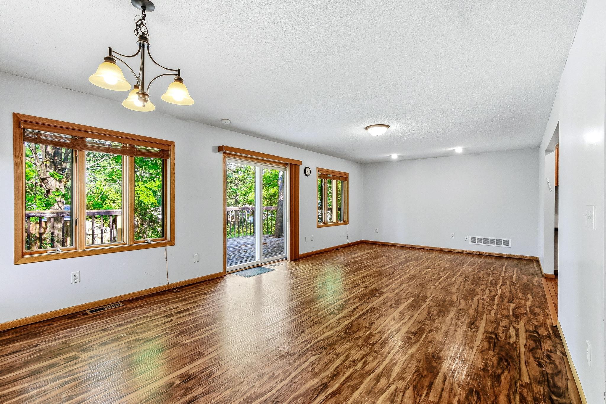 View of Residential at 8500 Quinn Avenue, Bloomington MN 55437, Bloomington (17 of 42) - Mike Wilen | Minnesota Team Real Estate