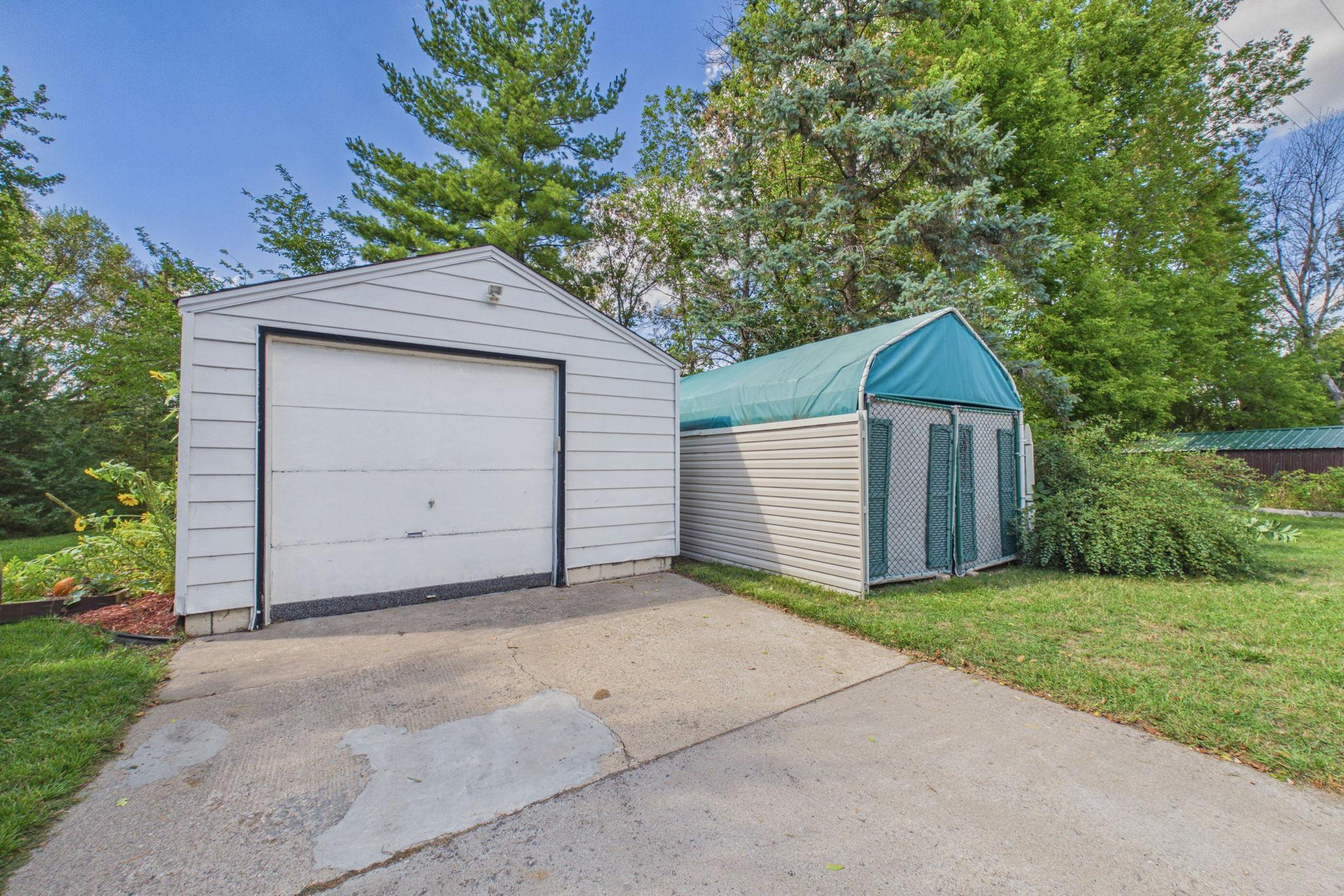 View of Residential at 21327 OLD LAKE GEORGE BLVD, Oak Grove MN 55303, Oak Grove (25 of 41) - Mike Wilen | Minnesota Team Real Estate
