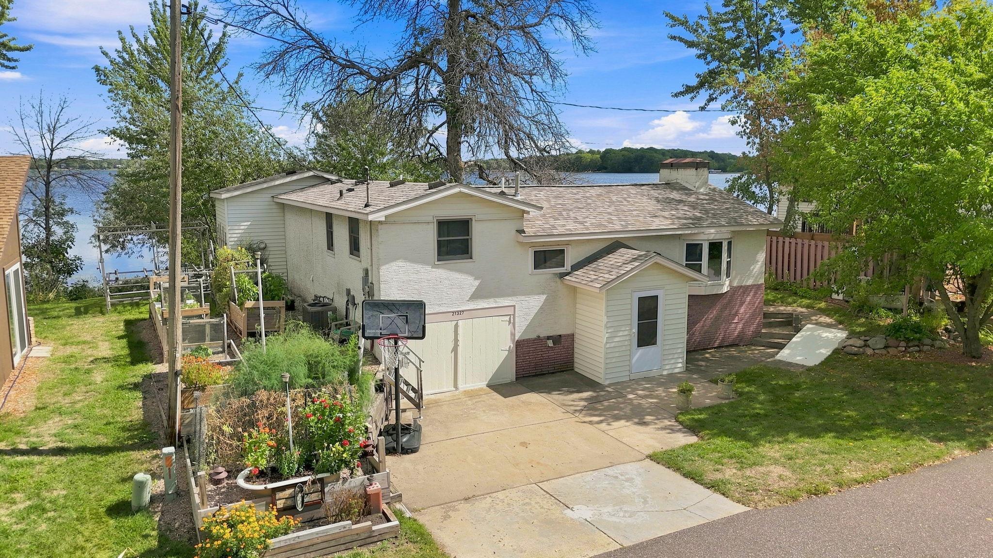 View of Residential at 21327 OLD LAKE GEORGE BLVD, Oak Grove MN 55303, Oak Grove (33 of 41) - Mike Wilen | Minnesota Team Real Estate