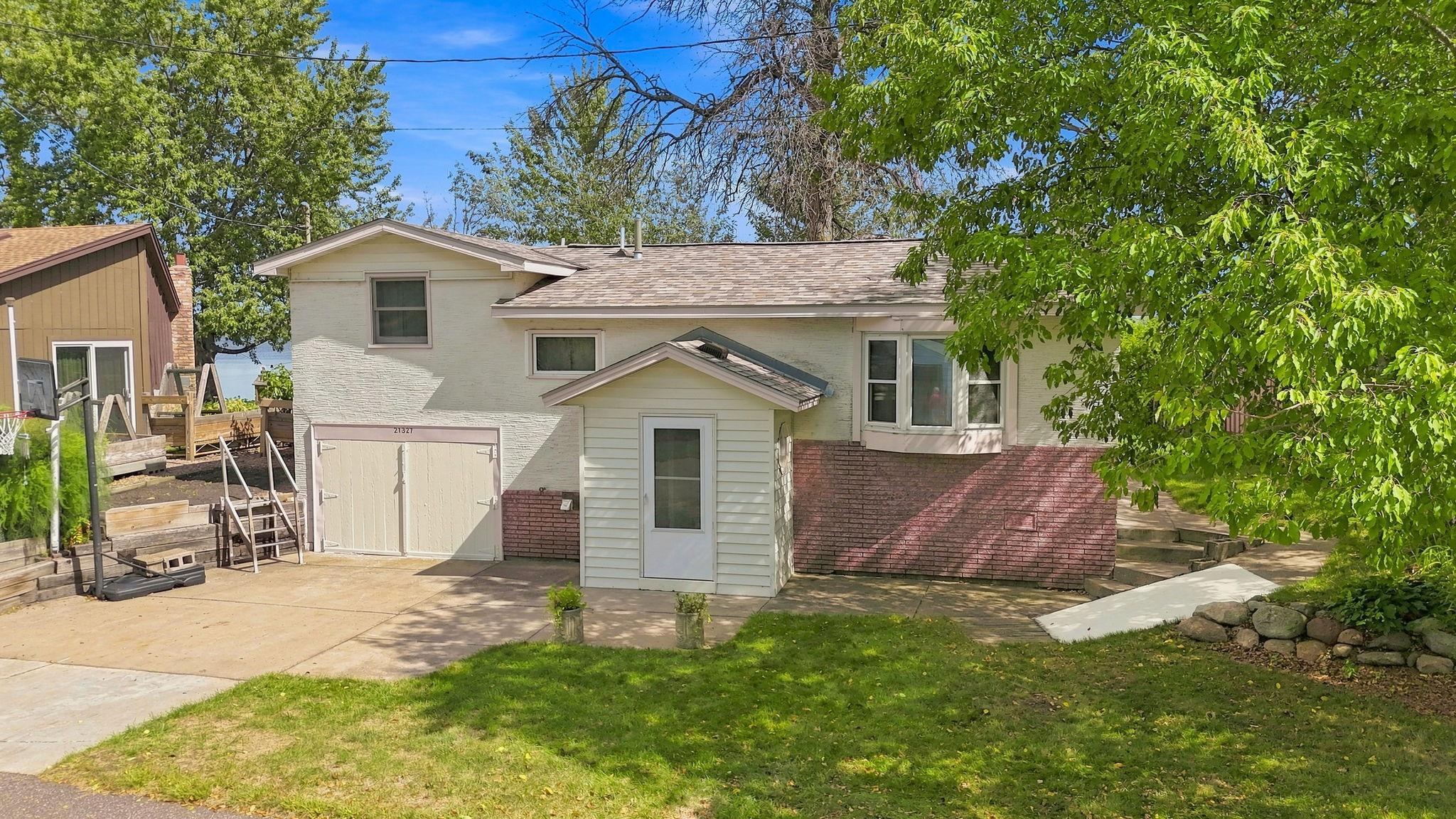 View of Residential at 21327 OLD LAKE GEORGE BLVD, Oak Grove MN 55303, Oak Grove (32 of 41) - Mike Wilen | Minnesota Team Real Estate