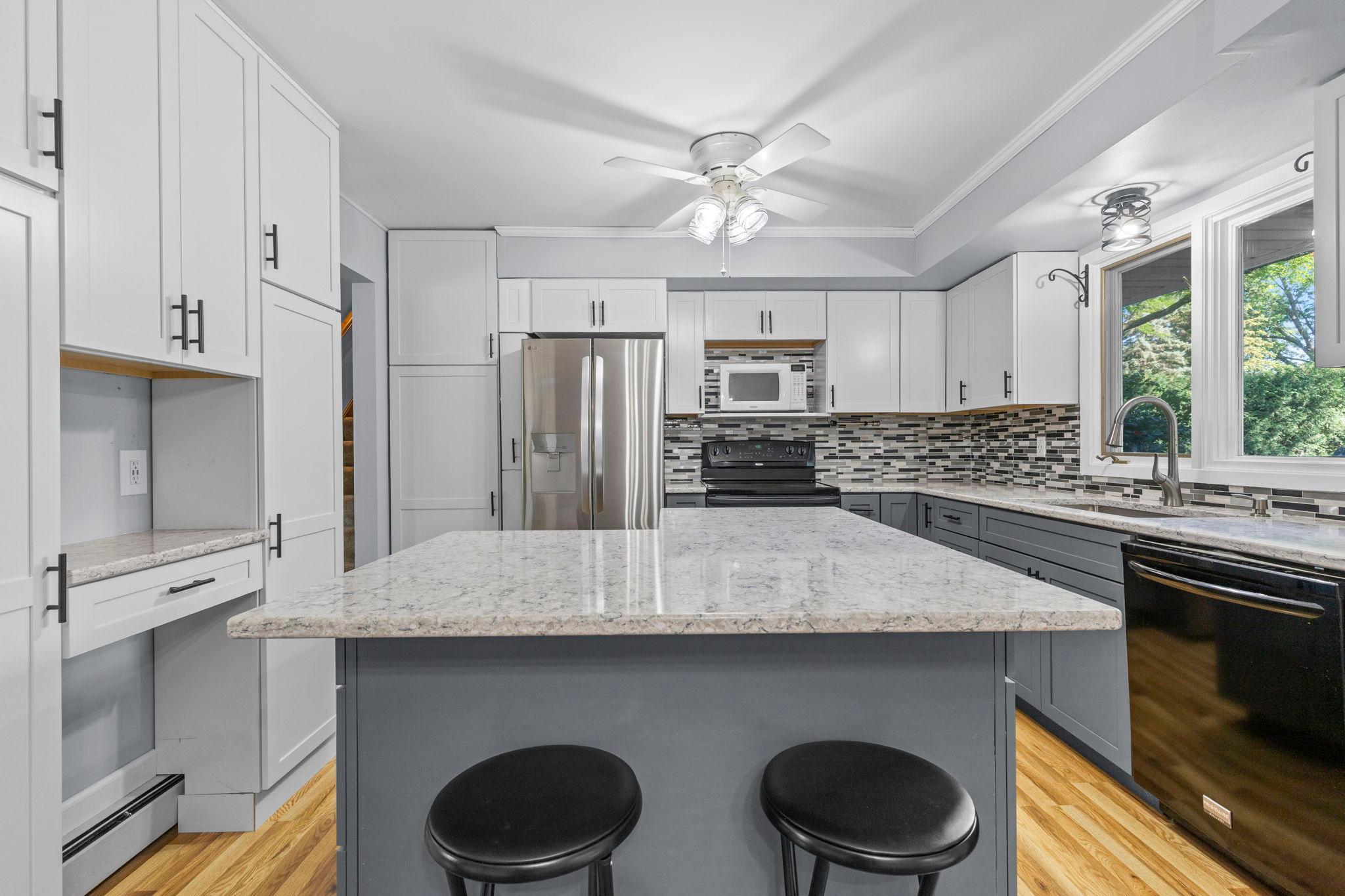 View of Residential at 1000 Tiller Lane, Shoreview MN 55126, Shoreview (12 of 44) - Mike Wilen | Minnesota Team Real Estate