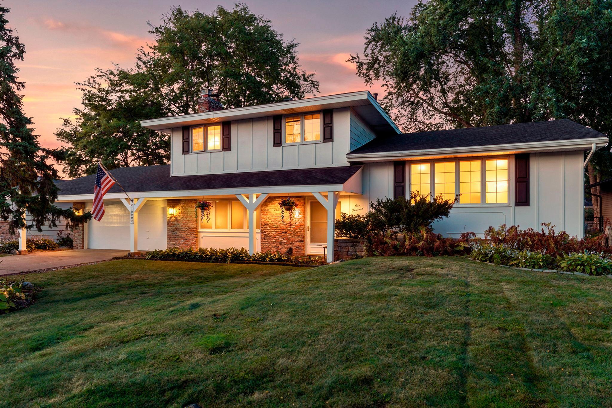 View of Single Family at 1000 Tiller Lane, Shoreview - Mike Wilen | Minnesota Team Real Estate