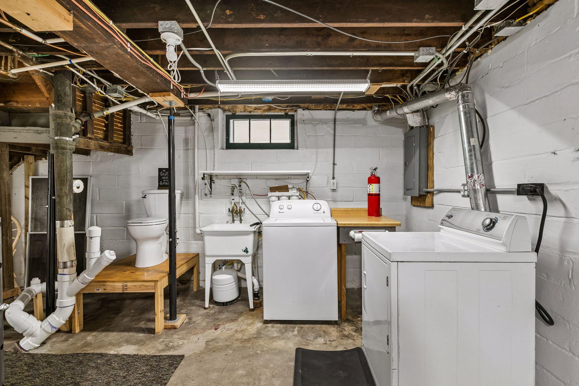 View of Residential at 2523 Arthur Street, Minneapolis MN 55418, Minneapolis (33 of 40) - Mike Wilen | Minnesota Team Real Estate
