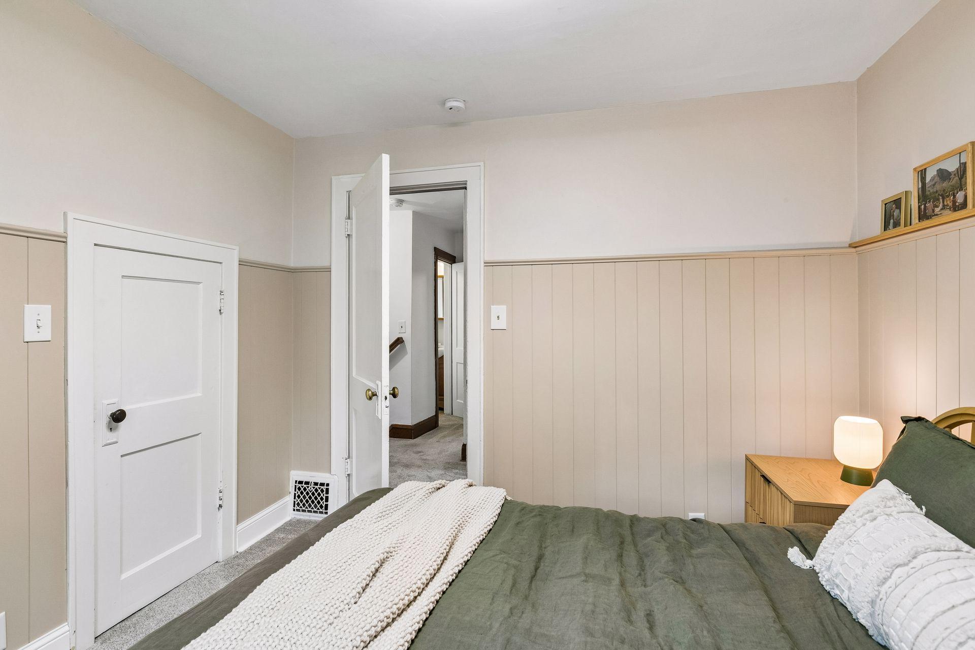 View of Residential at 2523 Arthur Street, Minneapolis MN 55418, Minneapolis (20 of 40) - Mike Wilen | Minnesota Team Real Estate