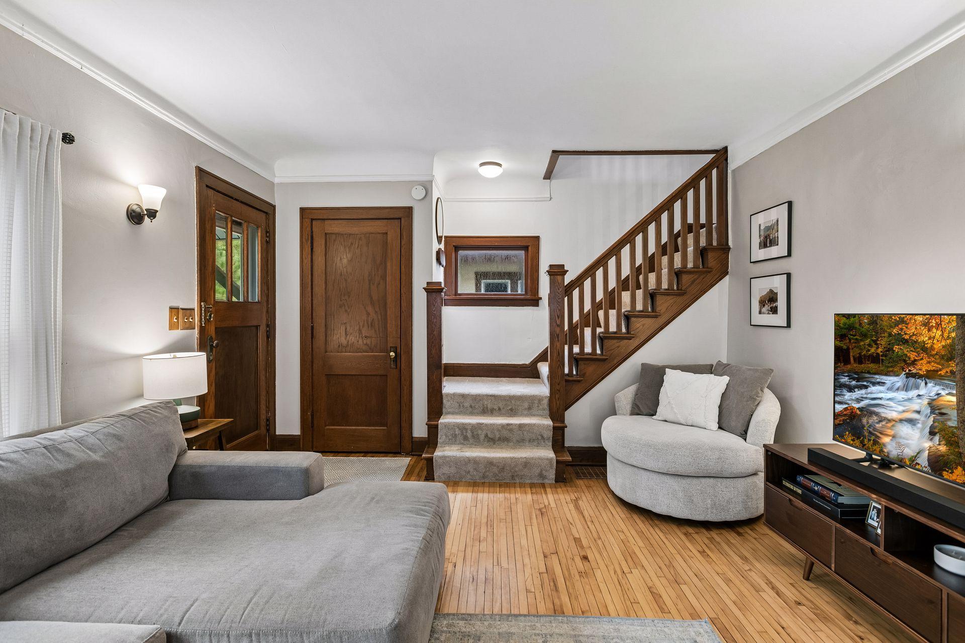 View of Residential at 2523 Arthur Street, Minneapolis MN 55418, Minneapolis (7 of 40) - Mike Wilen | Minnesota Team Real Estate