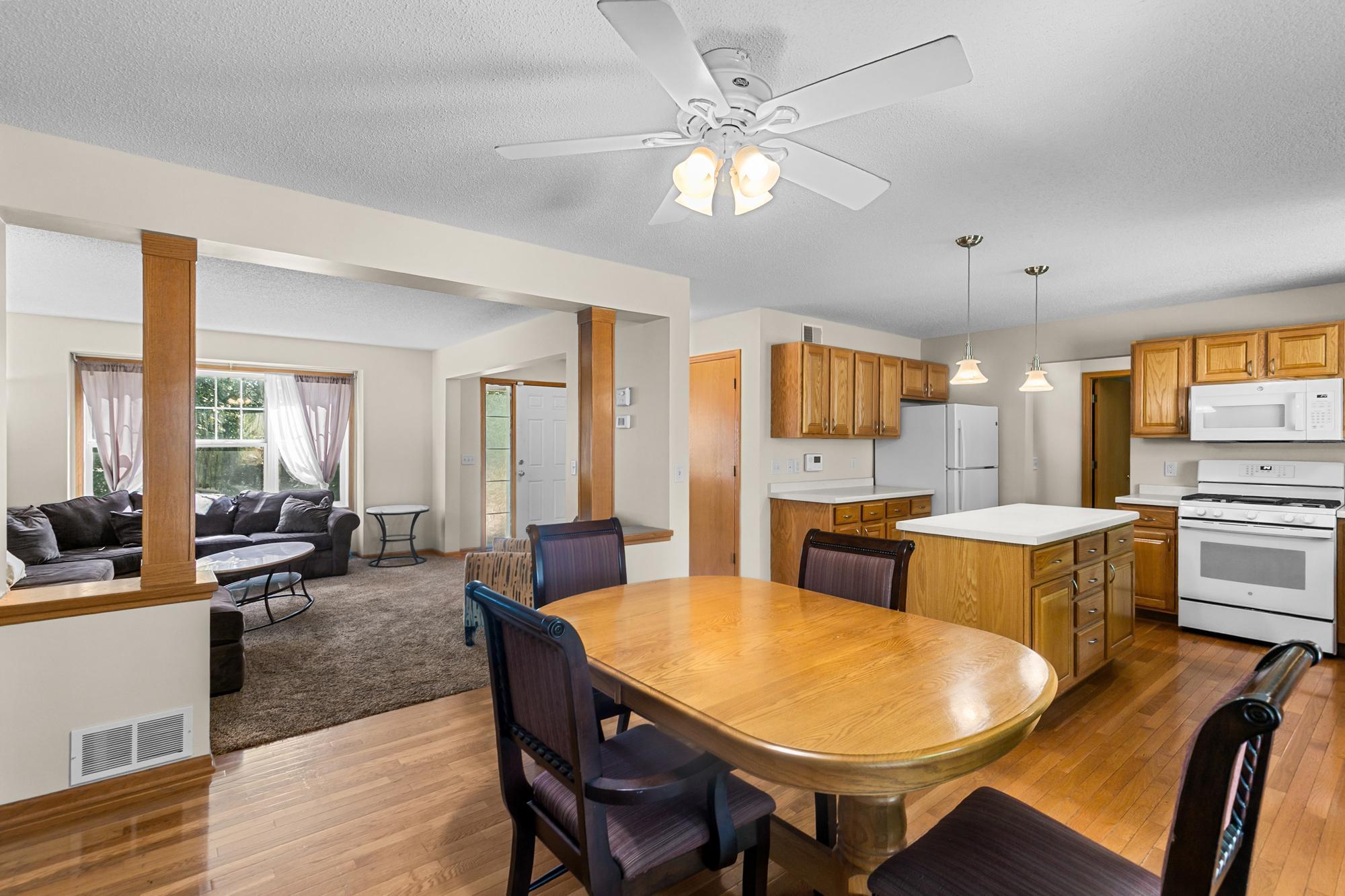 View of Residential at 379 Wheelock Parkway, Saint Paul MN 55130, Saint Paul (16 of 33) - Mike Wilen | Minnesota Team Real Estate