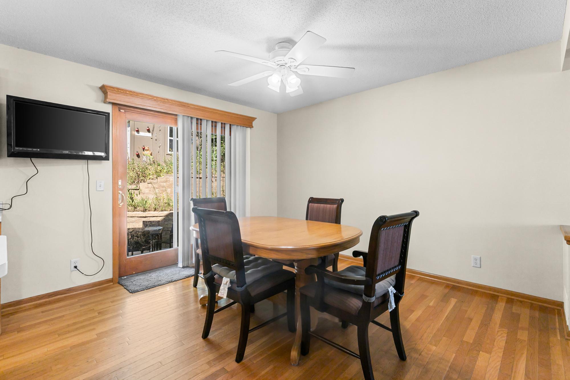 View of Residential at 379 Wheelock Parkway, Saint Paul MN 55130, Saint Paul (14 of 33) - Mike Wilen | Minnesota Team Real Estate