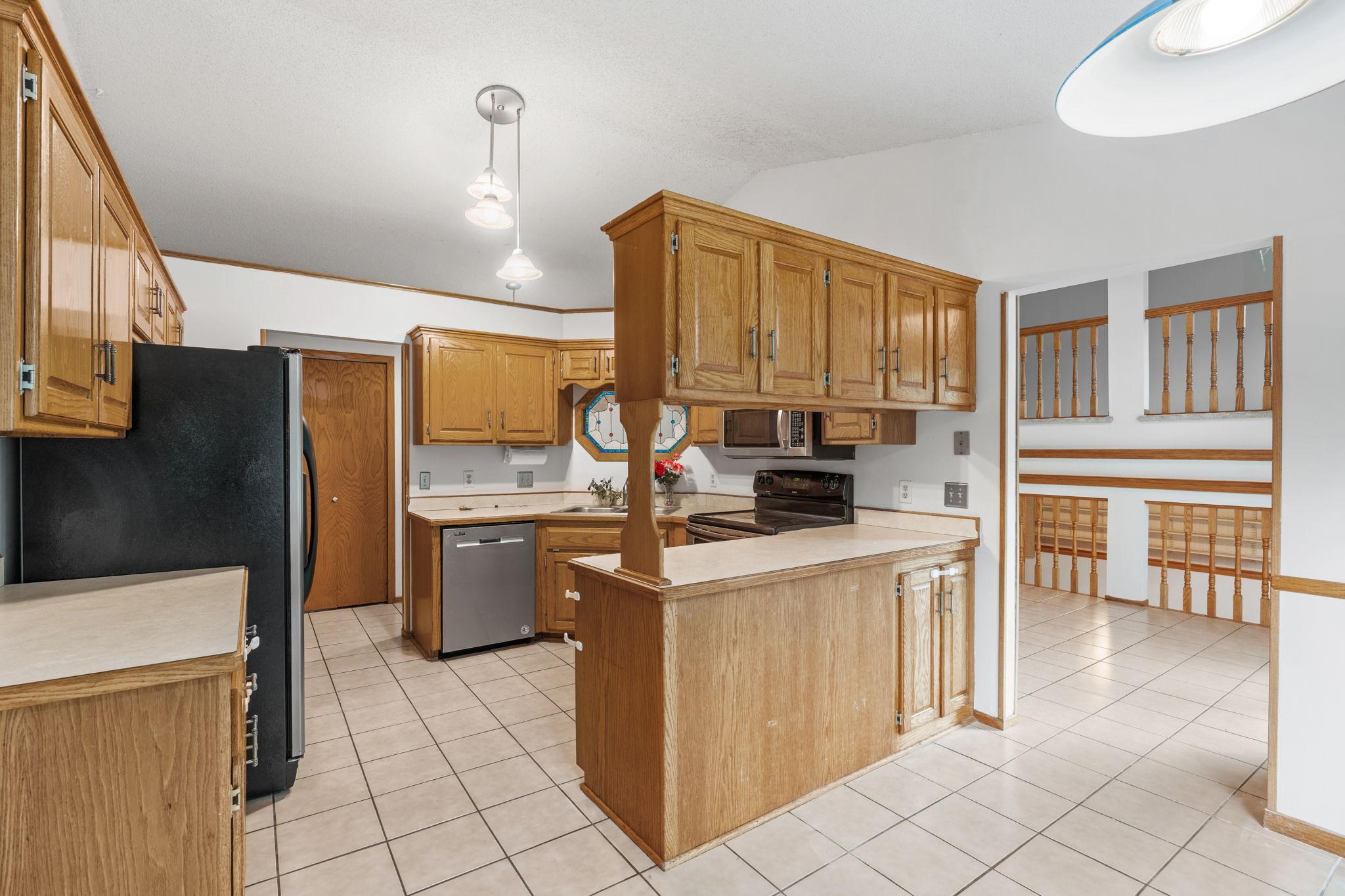 View of Residential at 9163 Ranchview Lane, Maple Grove MN 55369, Maple Grove (5 of 23) - Mike Wilen | Minnesota Team Real Estate