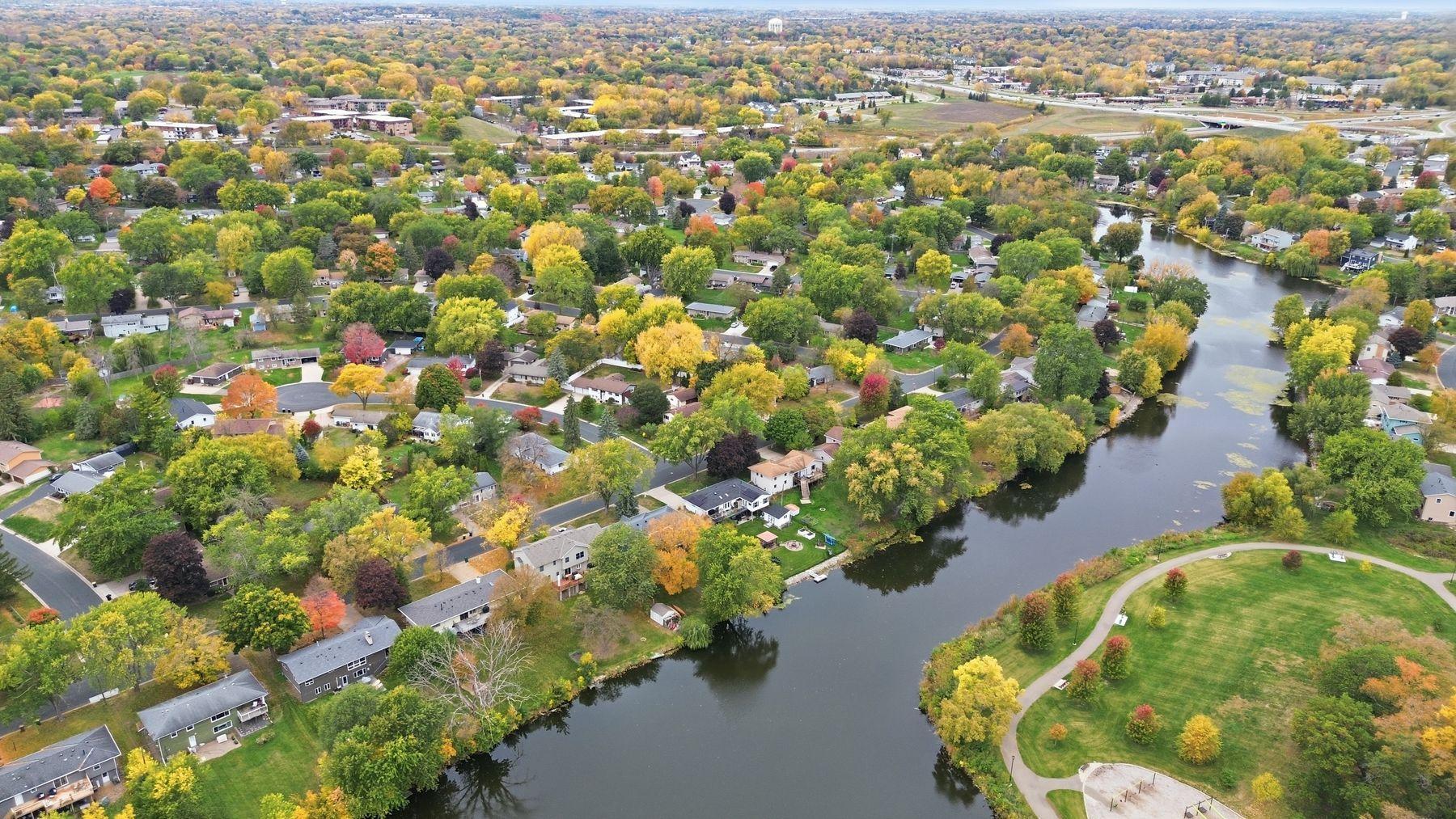 View of Residential at 9087 Northwood Parkway, New Hope MN 55427, New Hope (34 of 37) - Mike Wilen | Minnesota Team Real Estate