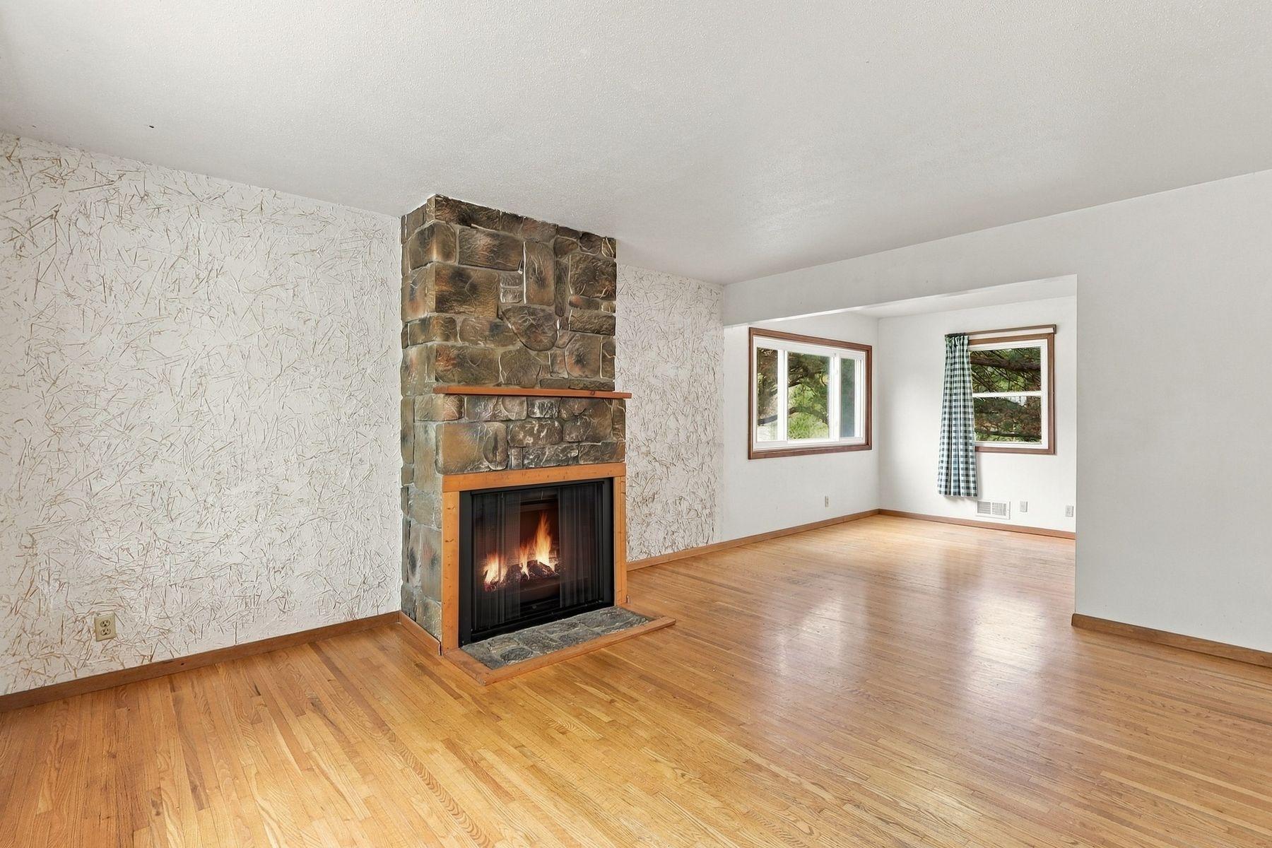 View of Residential at 9087 Northwood Parkway, New Hope MN 55427, New Hope (4 of 37) - Mike Wilen | Minnesota Team Real Estate
