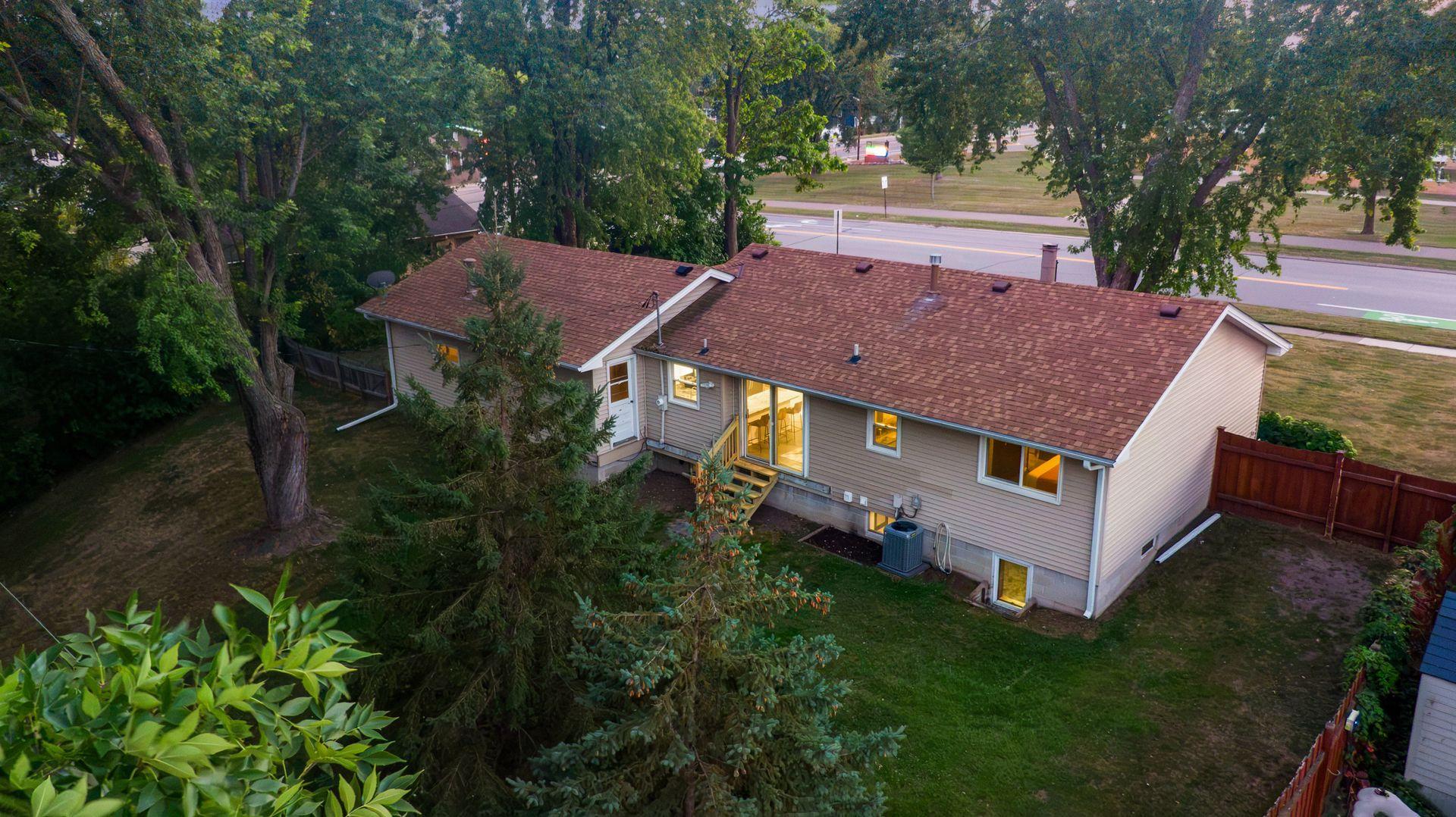 View of Residential at 2708 Boone Avenue, New Hope MN 55427, New Hope (36 of 41) - Mike Wilen | Minnesota Team Real Estate