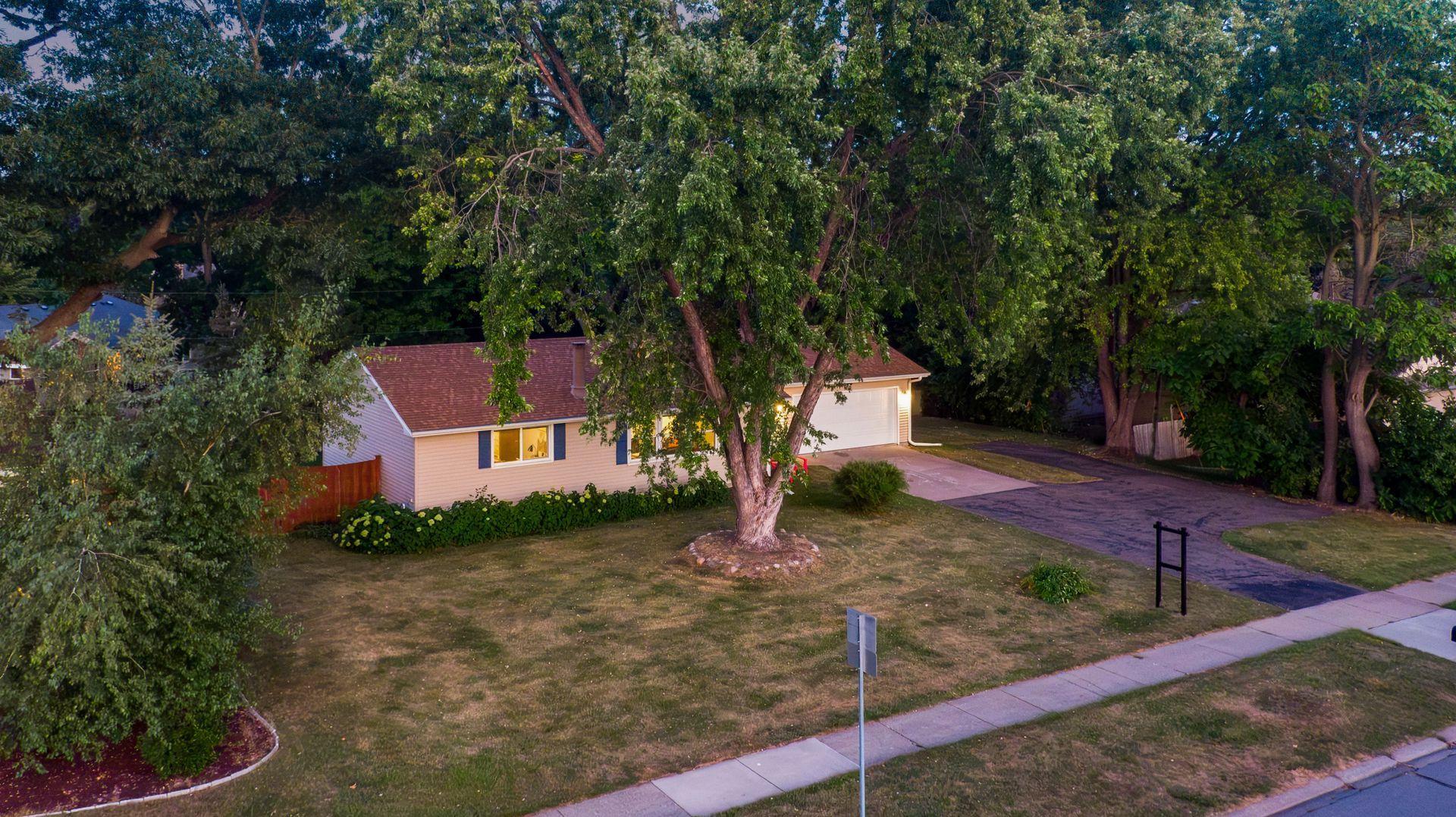 View of Residential at 2708 Boone Avenue, New Hope MN 55427, New Hope (40 of 41) - Mike Wilen | Minnesota Team Real Estate