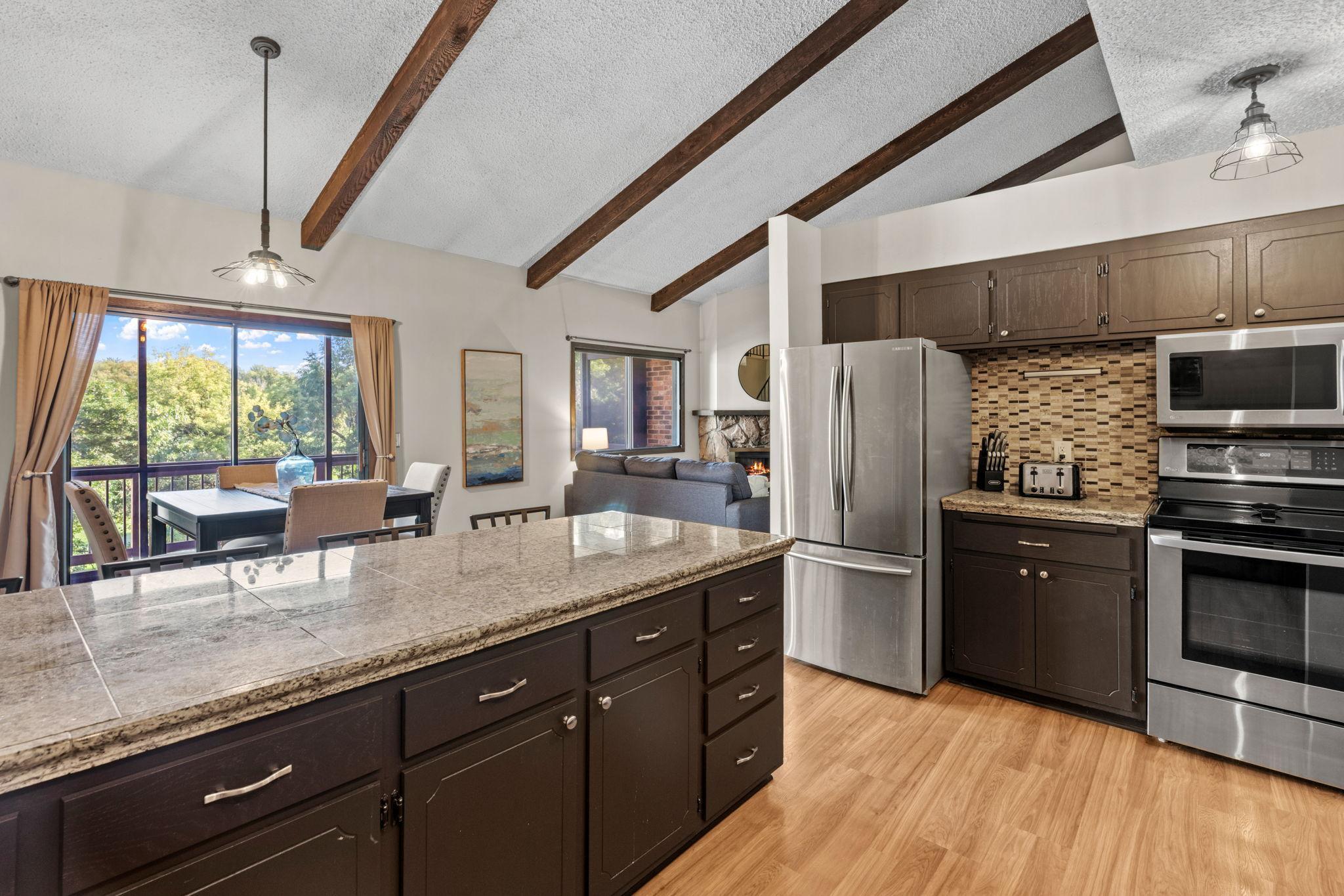 View of Residential at 14330 Fairway Drive, Eden Prairie MN 55344, Eden Prairie (18 of 37) - Mike Wilen | Minnesota Team Real Estate