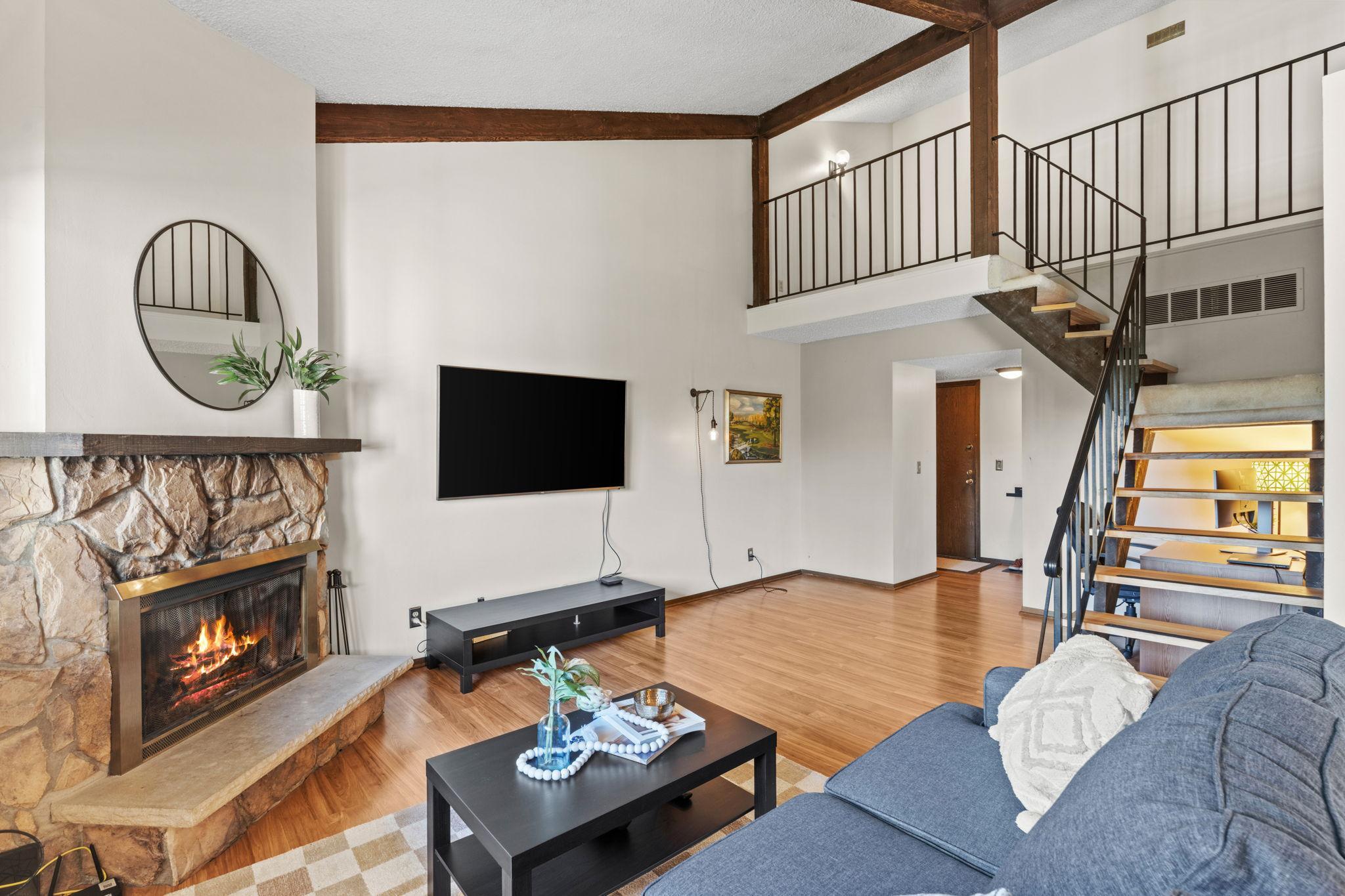 View of Residential at 14330 Fairway Drive, Eden Prairie MN 55344, Eden Prairie (12 of 37) - Mike Wilen | Minnesota Team Real Estate
