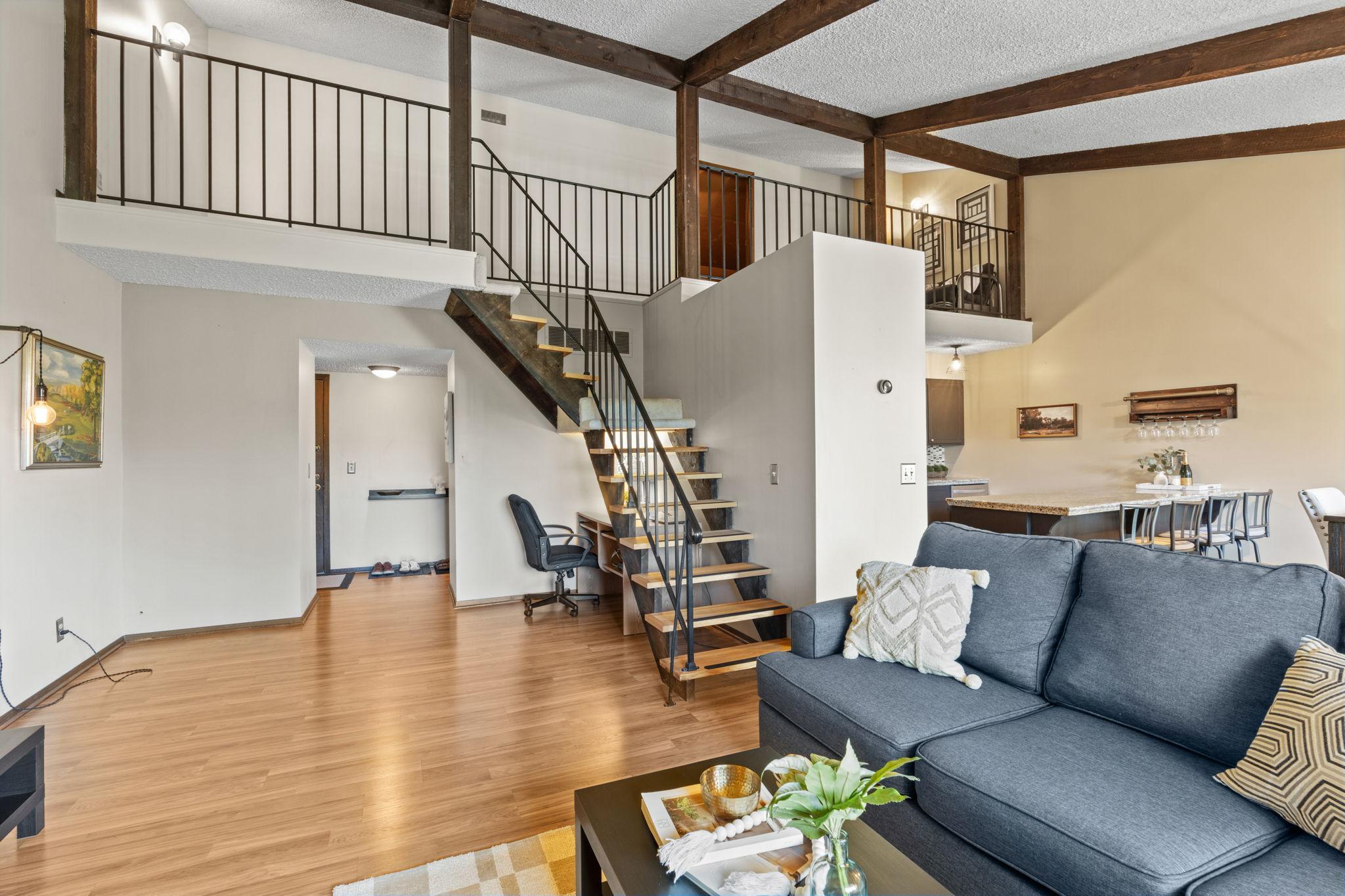 View of Residential at 14330 Fairway Drive, Eden Prairie MN 55344, Eden Prairie (11 of 37) - Mike Wilen | Minnesota Team Real Estate