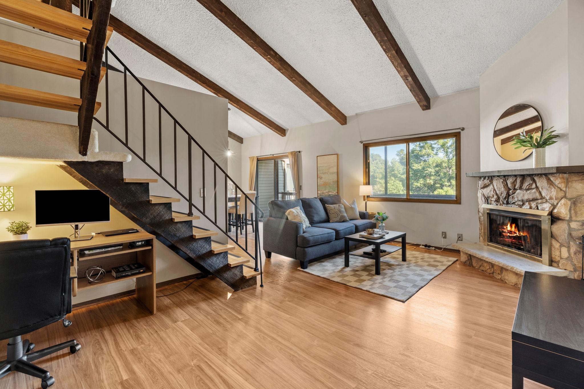 View of Residential at 14330 Fairway Drive, Eden Prairie MN 55344, Eden Prairie (9 of 37) - Mike Wilen | Minnesota Team Real Estate