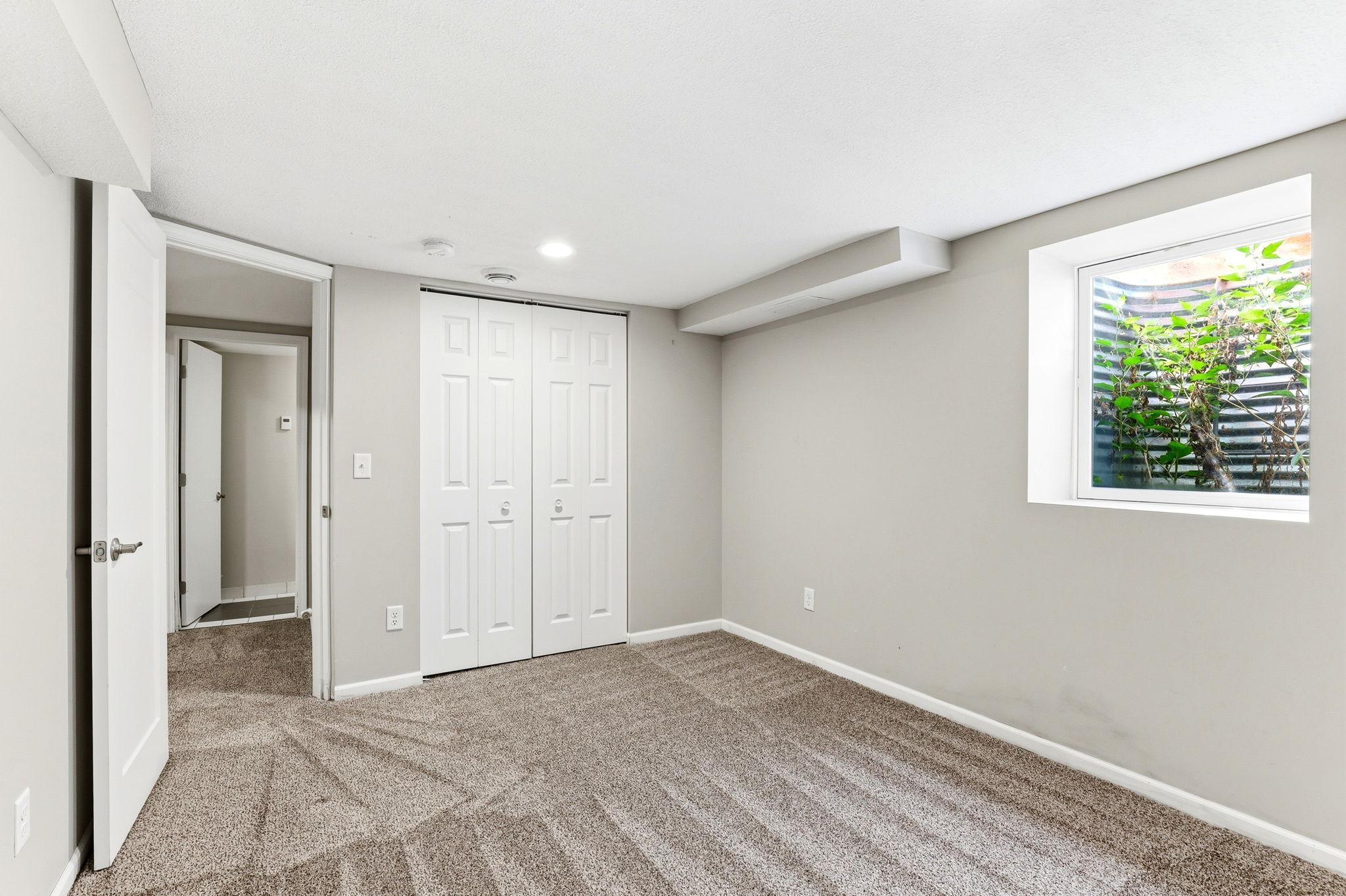 View of Residential at 1922 Oakland Road, Minnetonka MN 55305, Minnetonka (25 of 39) - Mike Wilen | Minnesota Team Real Estate