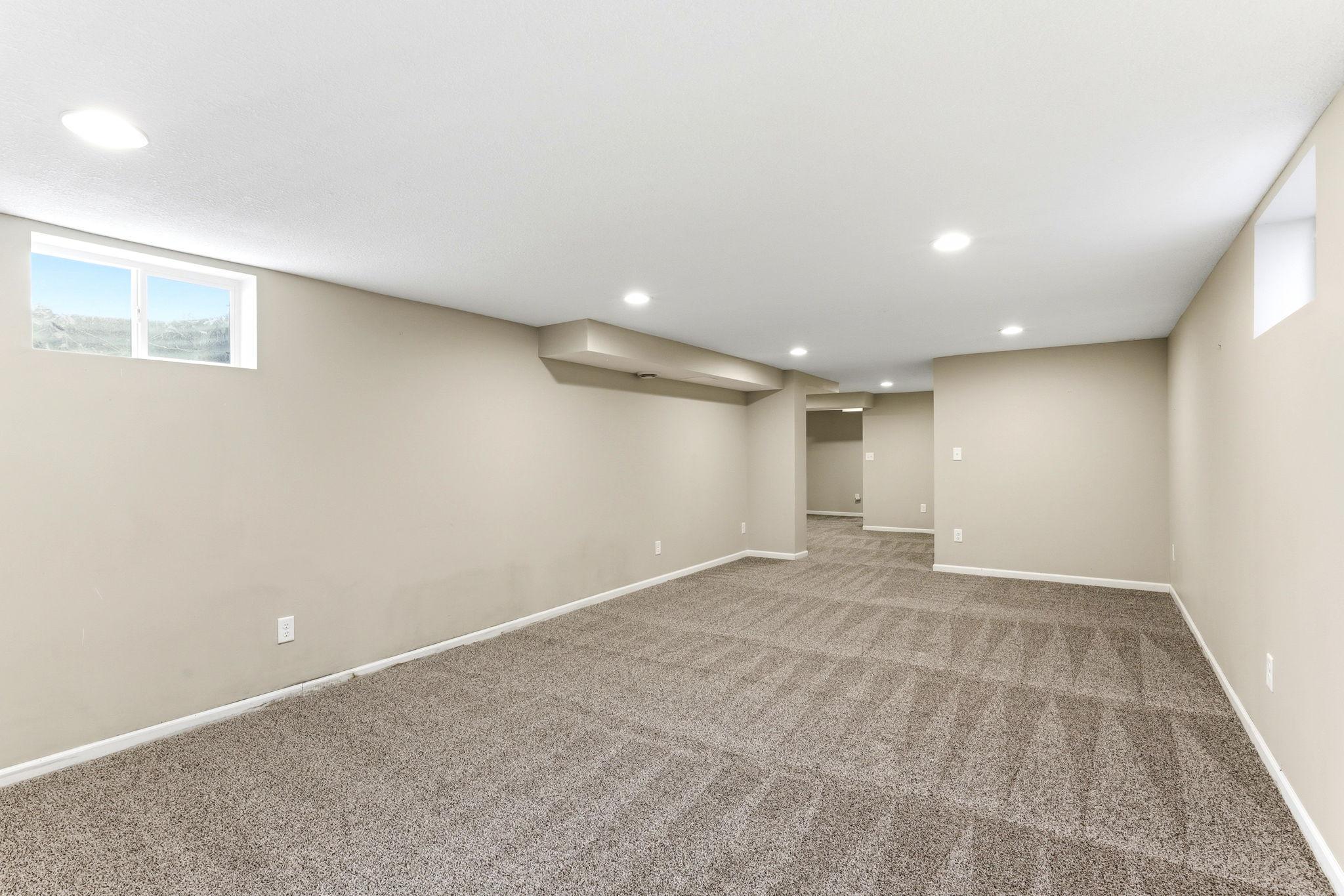 View of Residential at 1922 Oakland Road, Minnetonka MN 55305, Minnetonka (30 of 39) - Mike Wilen | Minnesota Team Real Estate