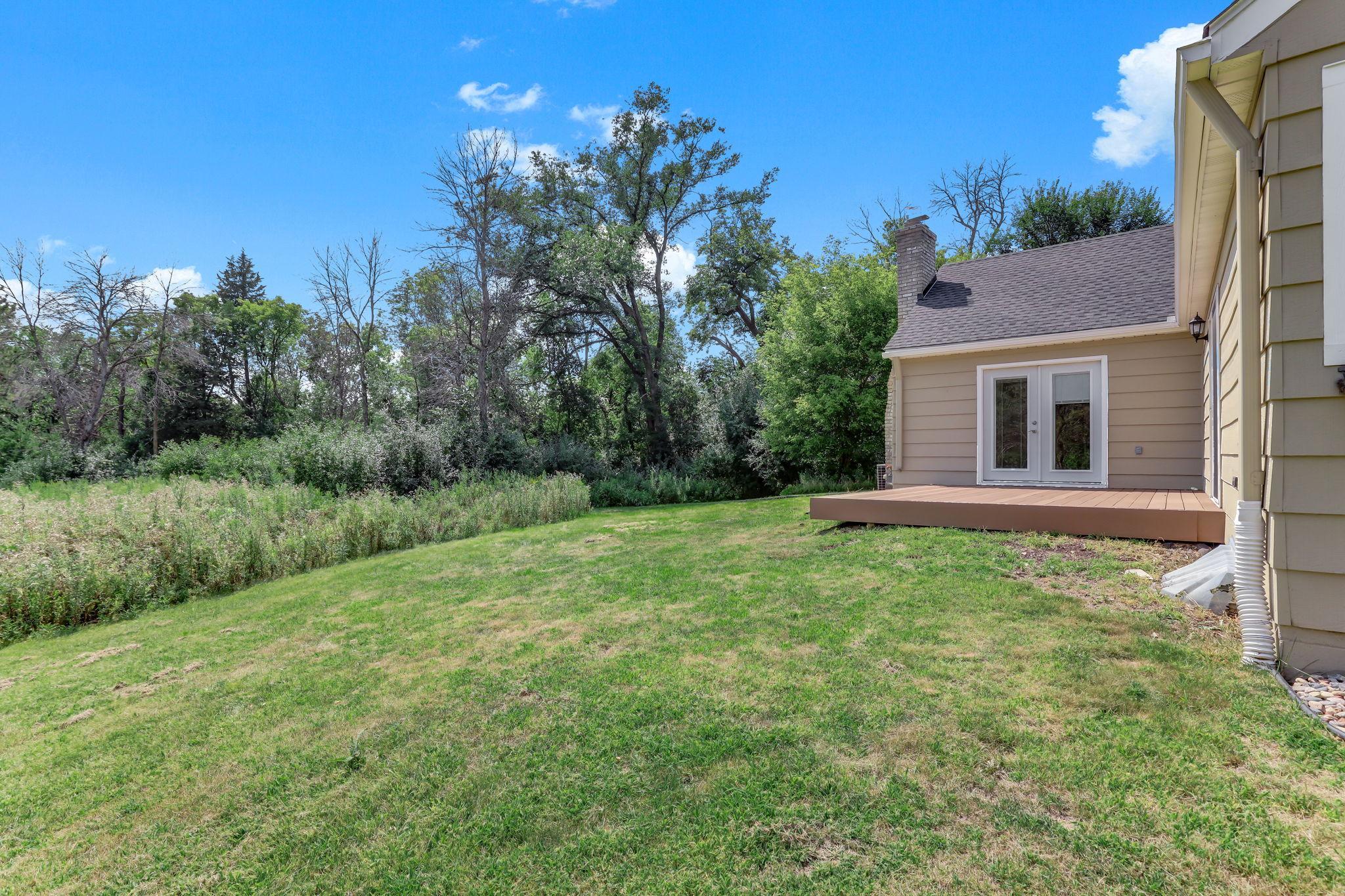 View of Residential at 1922 Oakland Road, Minnetonka MN 55305, Minnetonka (33 of 39) - Mike Wilen | Minnesota Team Real Estate