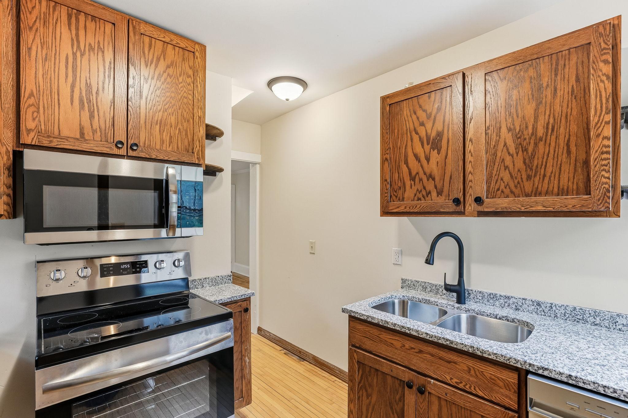 View of Residential at 1812 Minnehaha Avenue, Saint Paul MN 55119, Saint Paul (9 of 25) - Mike Wilen | Minnesota Team Real Estate