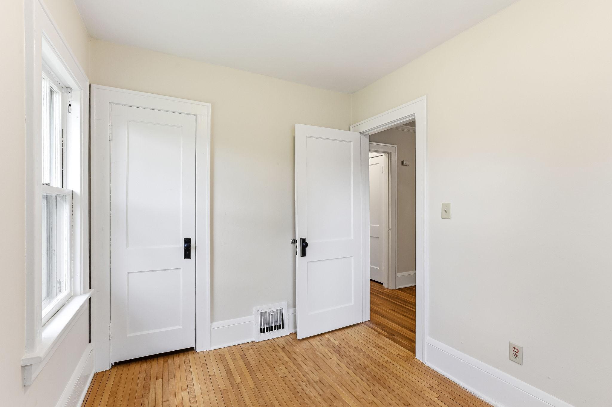 View of Residential at 1812 Minnehaha Avenue, Saint Paul MN 55119, Saint Paul (11 of 25) - Mike Wilen | Minnesota Team Real Estate