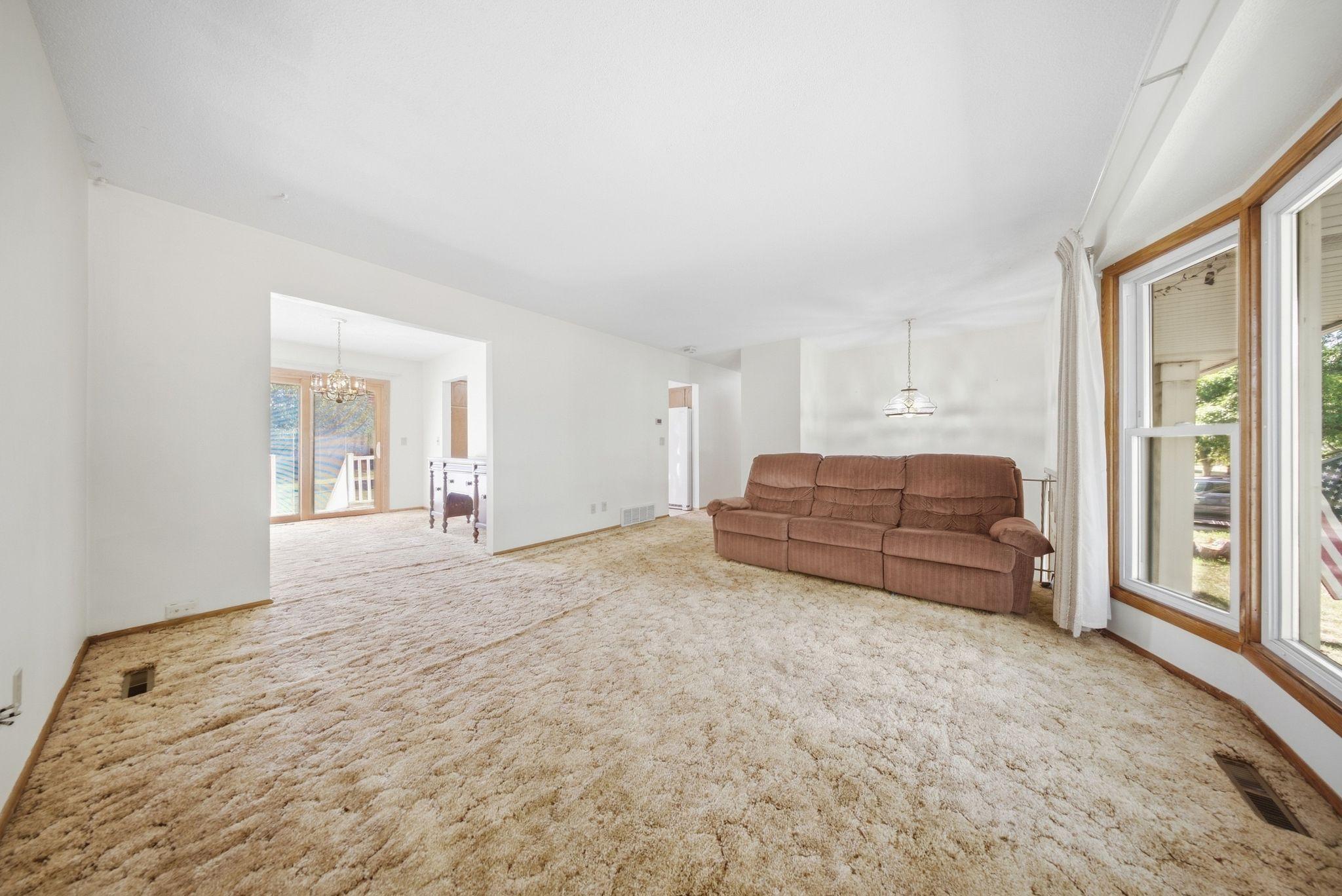 View of Residential at 16746 Gannon Avenue, Rosemount MN 55068, Rosemount (4 of 24) - Mike Wilen | Minnesota Team Real Estate