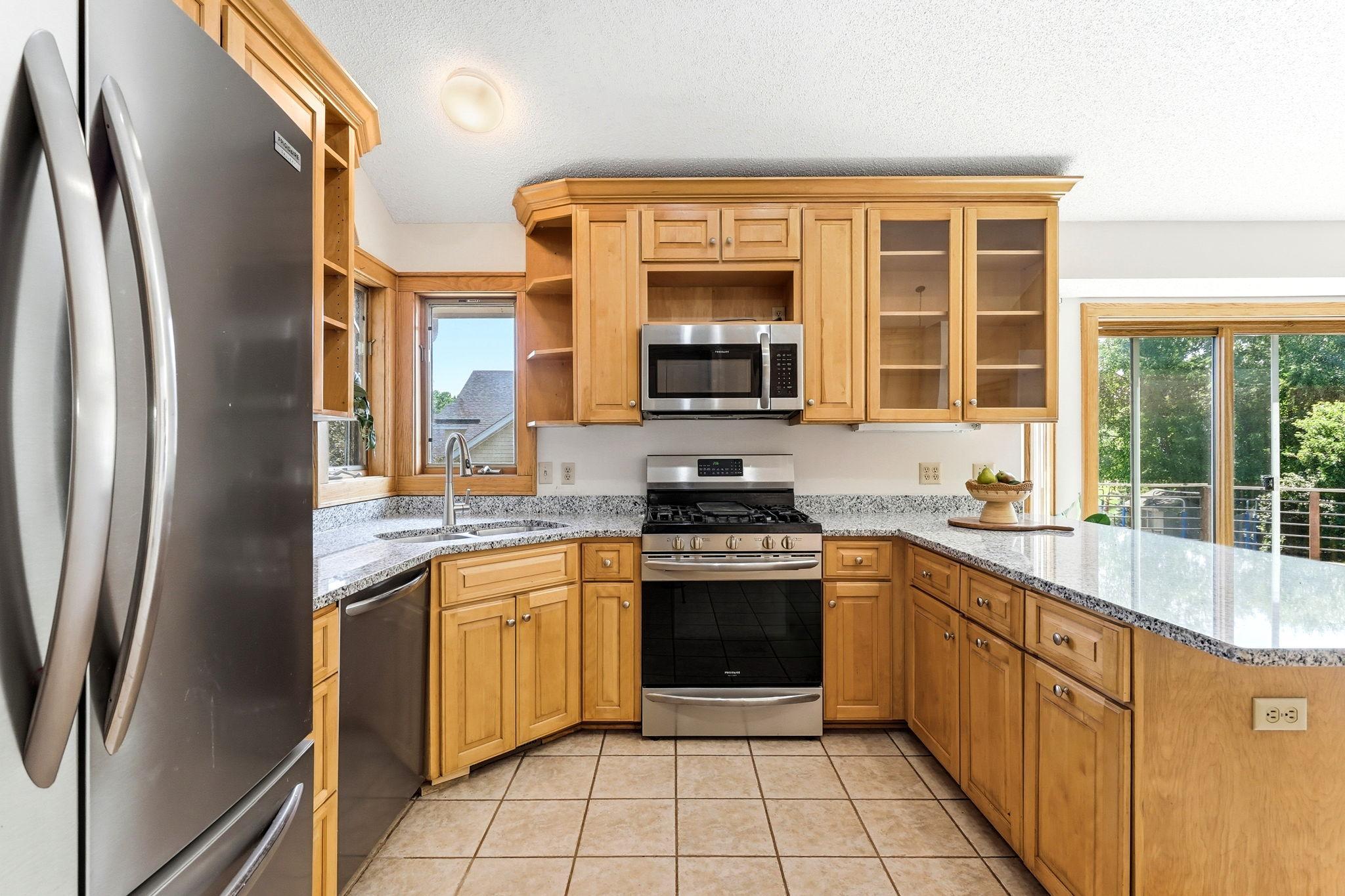 View of Residential at 8843 Blackoaks Lane, Maple Grove MN 55311, Maple Grove (13 of 48) - Mike Wilen | Minnesota Team Real Estate