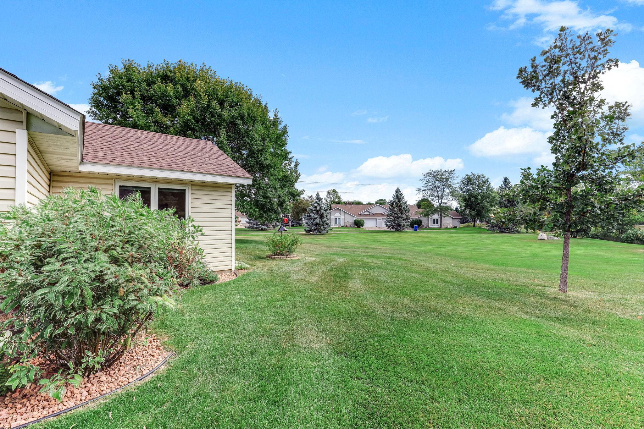 View of Residential at 9205 Yorkshire Lane, Brooklyn Park MN 55443, Brooklyn Park (29 of 31) - Mike Wilen | Minnesota Team Real Estate